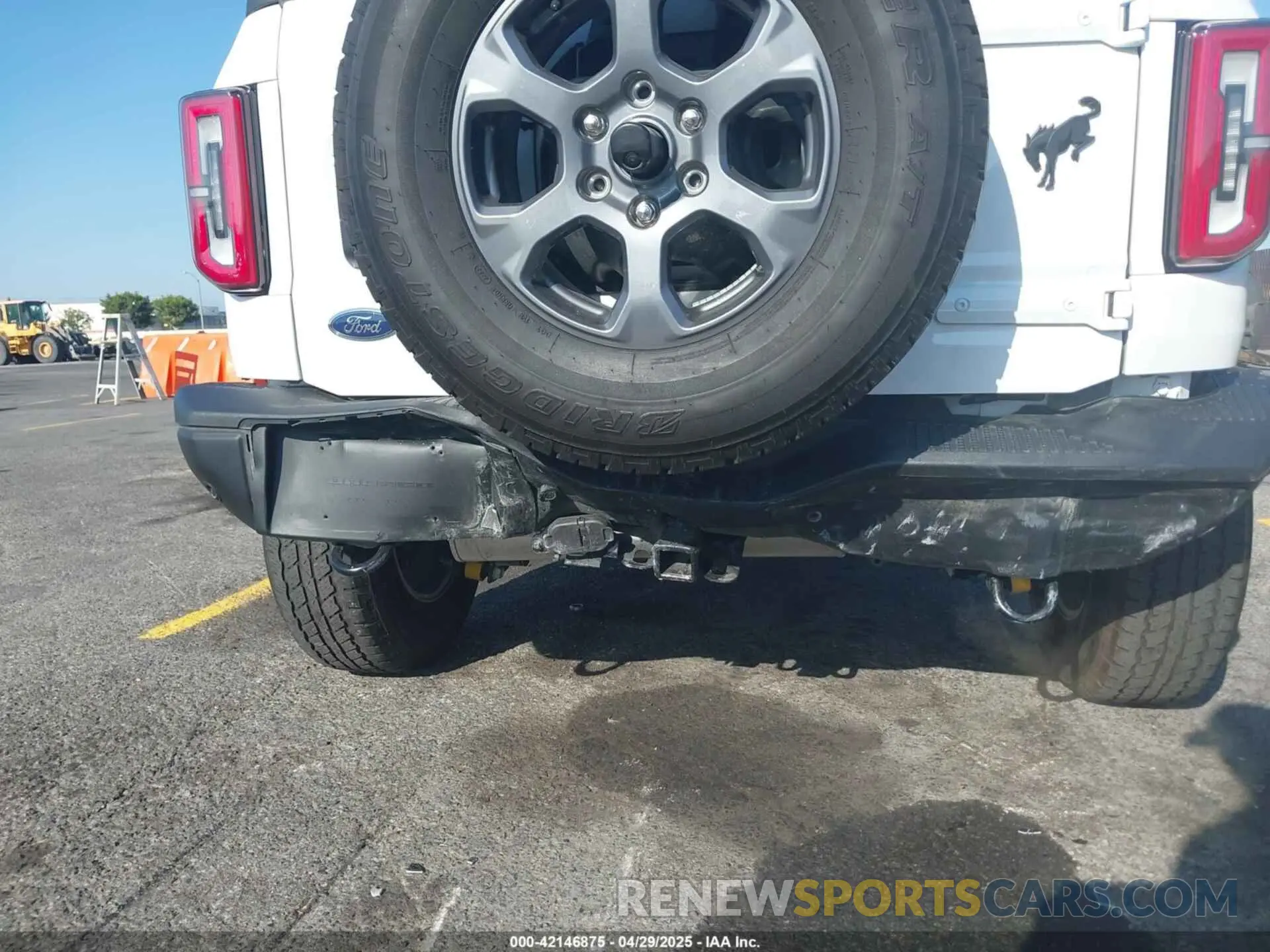 6 Photograph of a damaged car 1FMEE9BP5RLA09693 FORD BRONCO 2024