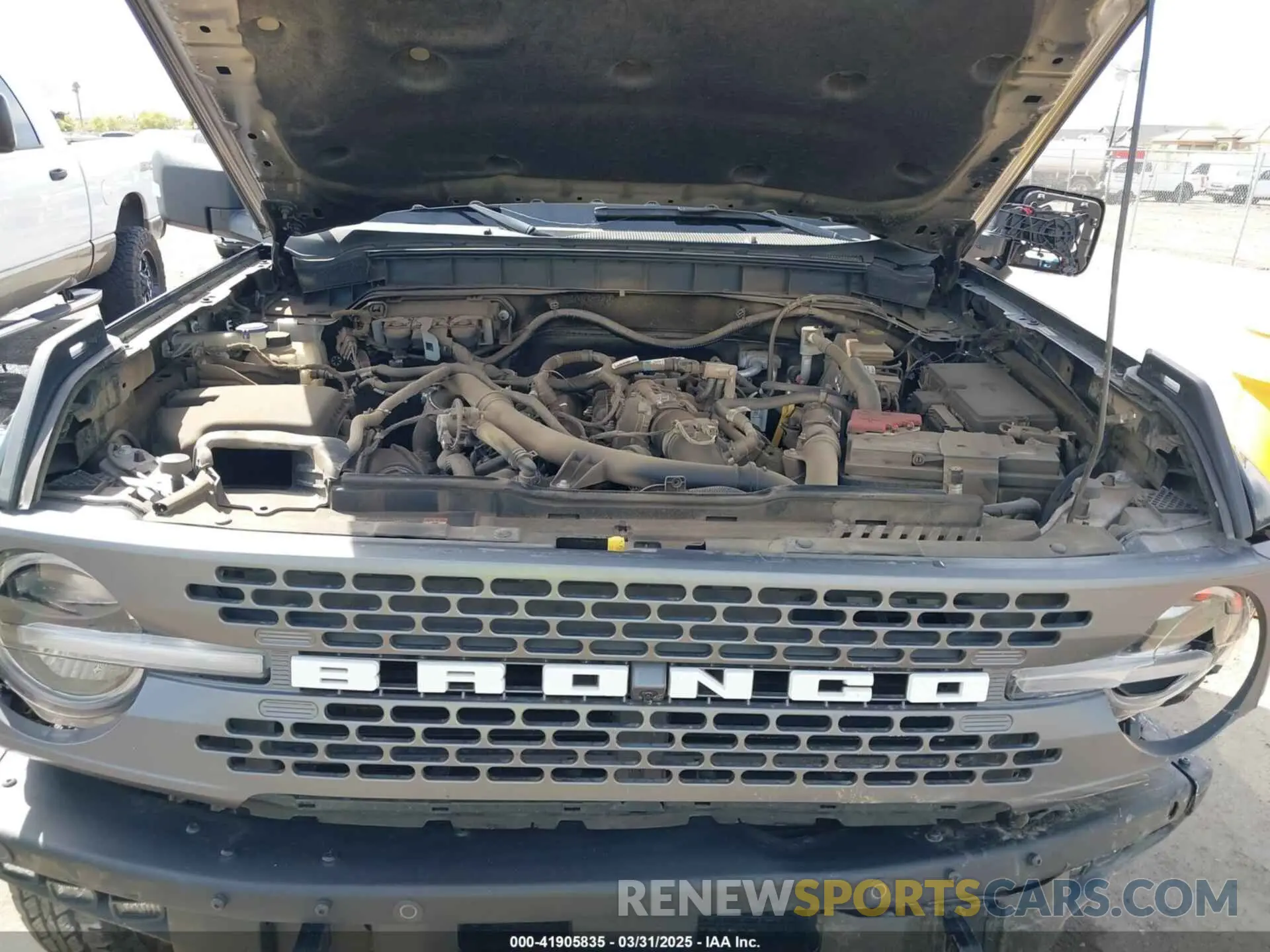 10 Photograph of a damaged car 1FMEE9BP7RLA35583 FORD BRONCO 2024