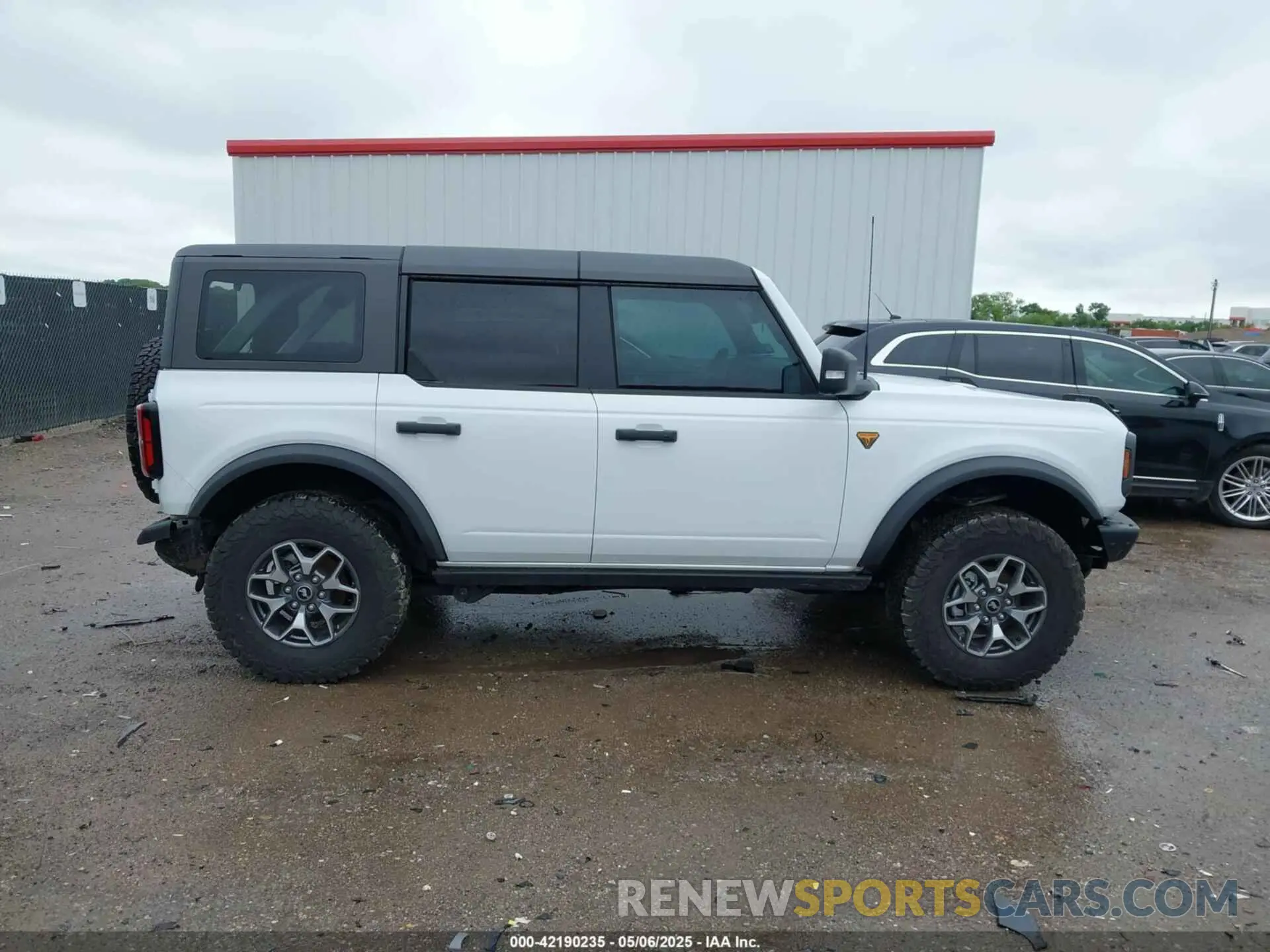 13 Photograph of a damaged car 1FMEE9BP8RLA97185 FORD BRONCO 2024