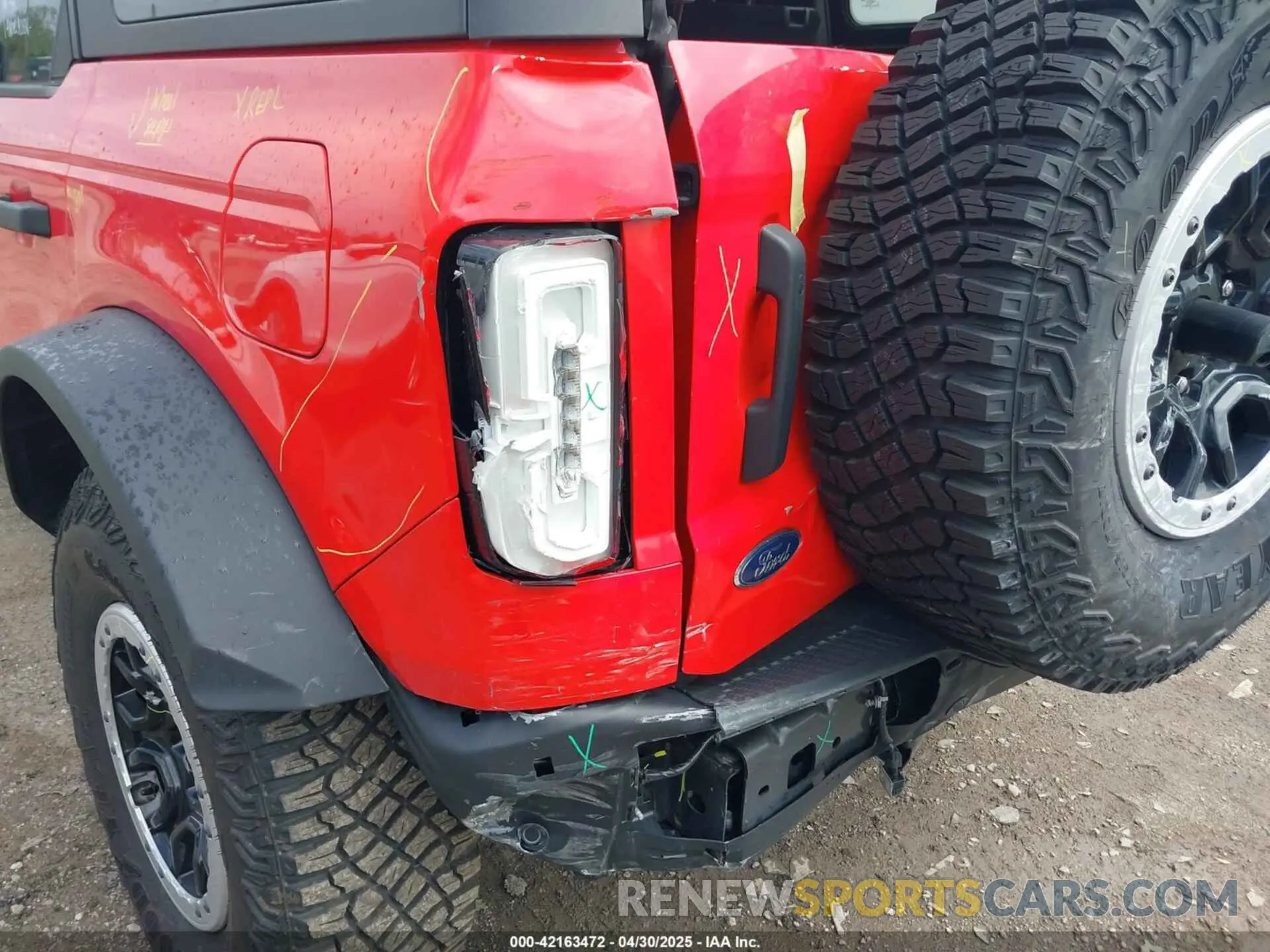 6 Photograph of a damaged car 1FMEE9BPXRLA25338 FORD BRONCO 2024
