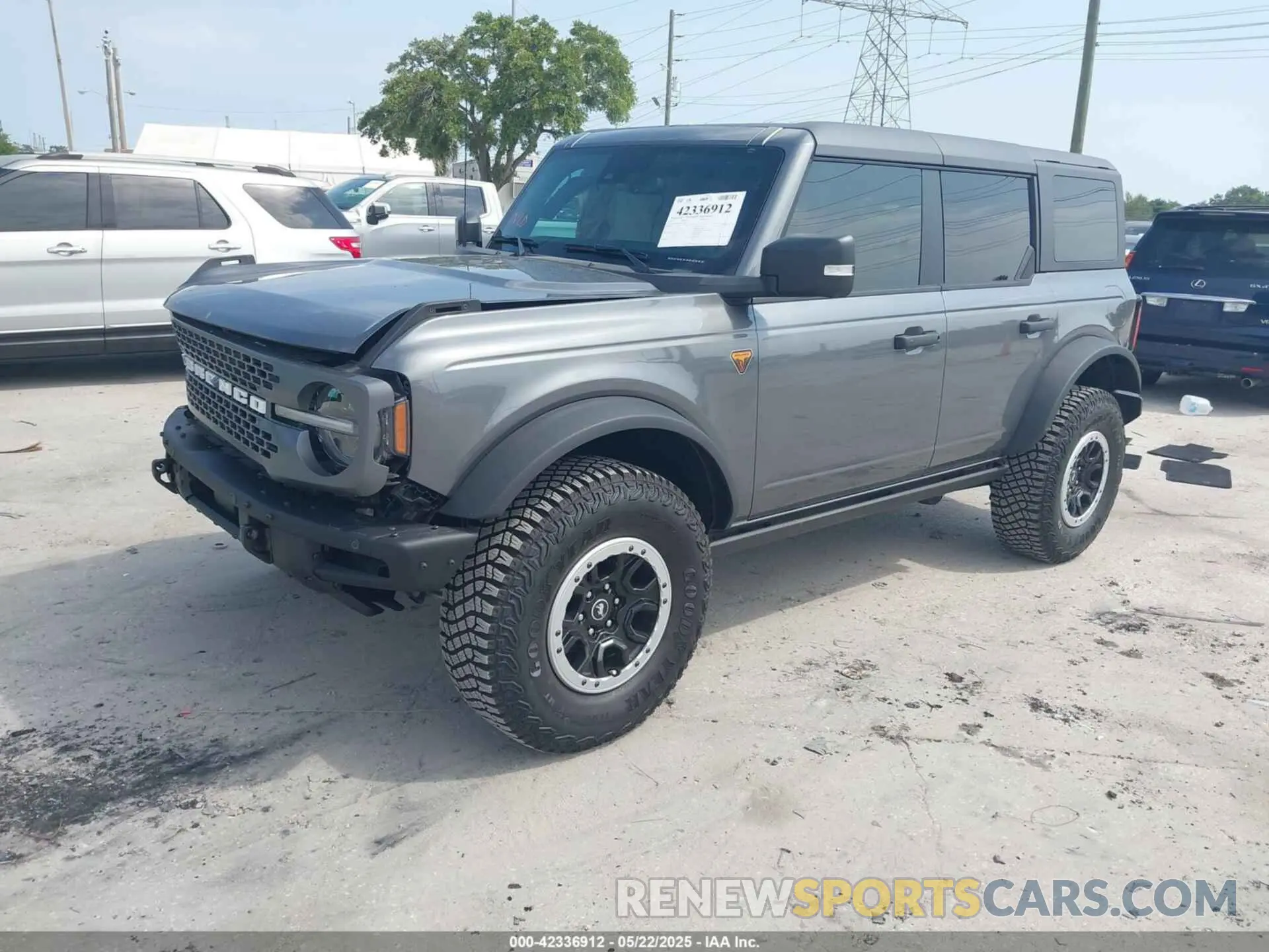 2 Photograph of a damaged car 1FMEE9BPXRLB28517 FORD BRONCO 2024