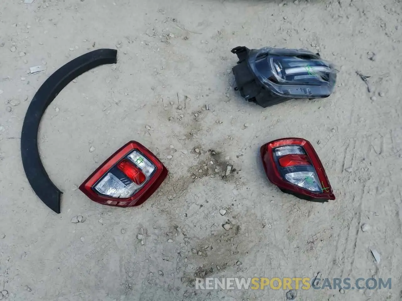 13 Photograph of a damaged car 3FMCR9C66RRE23410 FORD BRONCO 2024