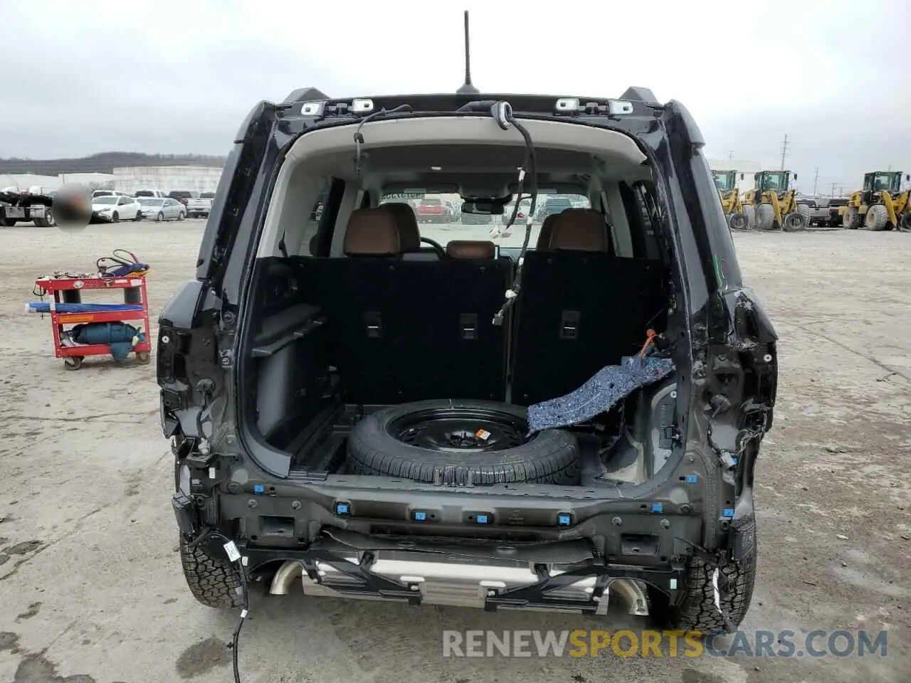 6 Photograph of a damaged car 3FMCR9D94RRF50181 FORD BRONCO 2024