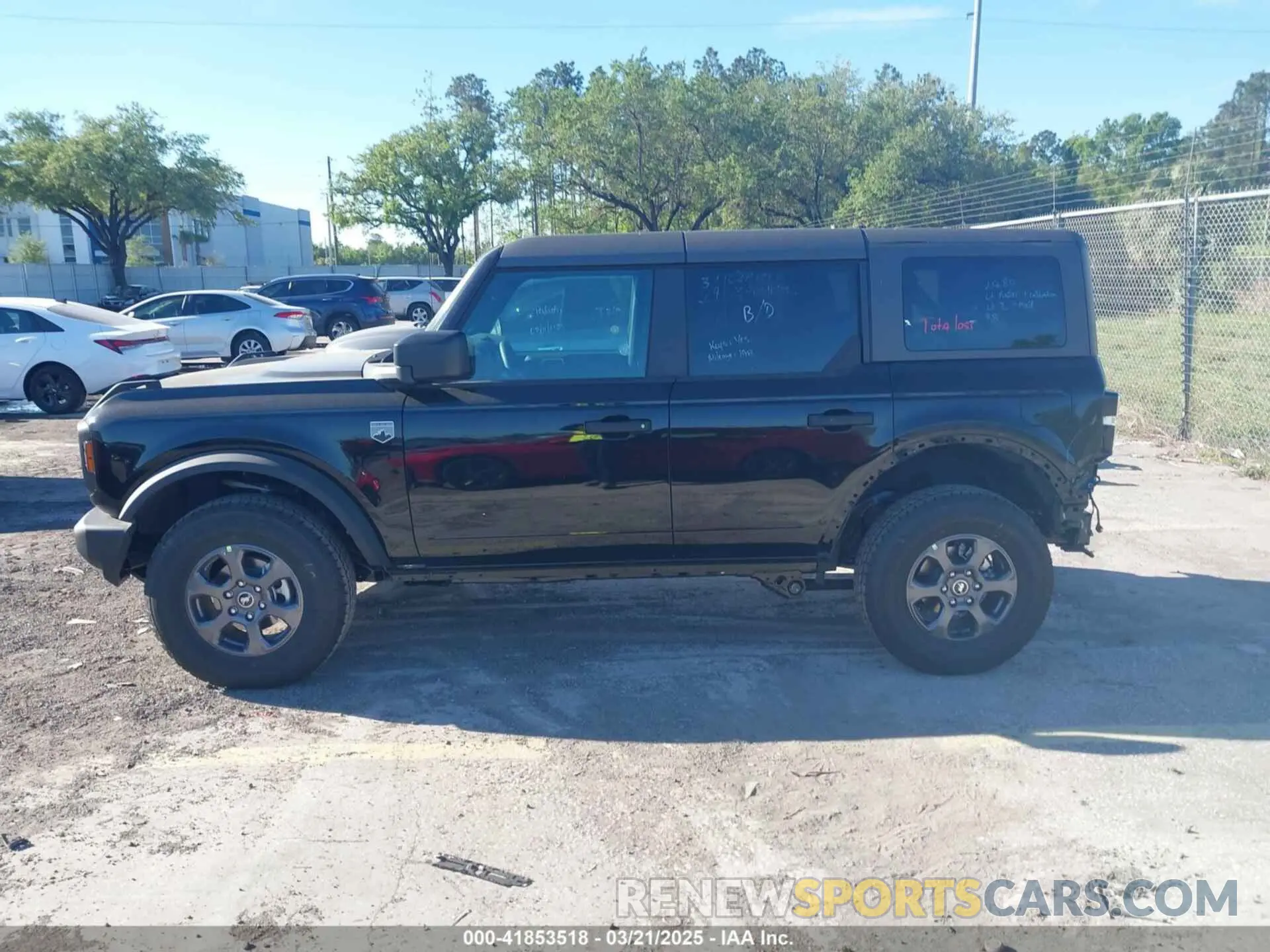15 Photograph of a damaged car 1FMDE7BH6SLA43513 FORD BRONCO 2025