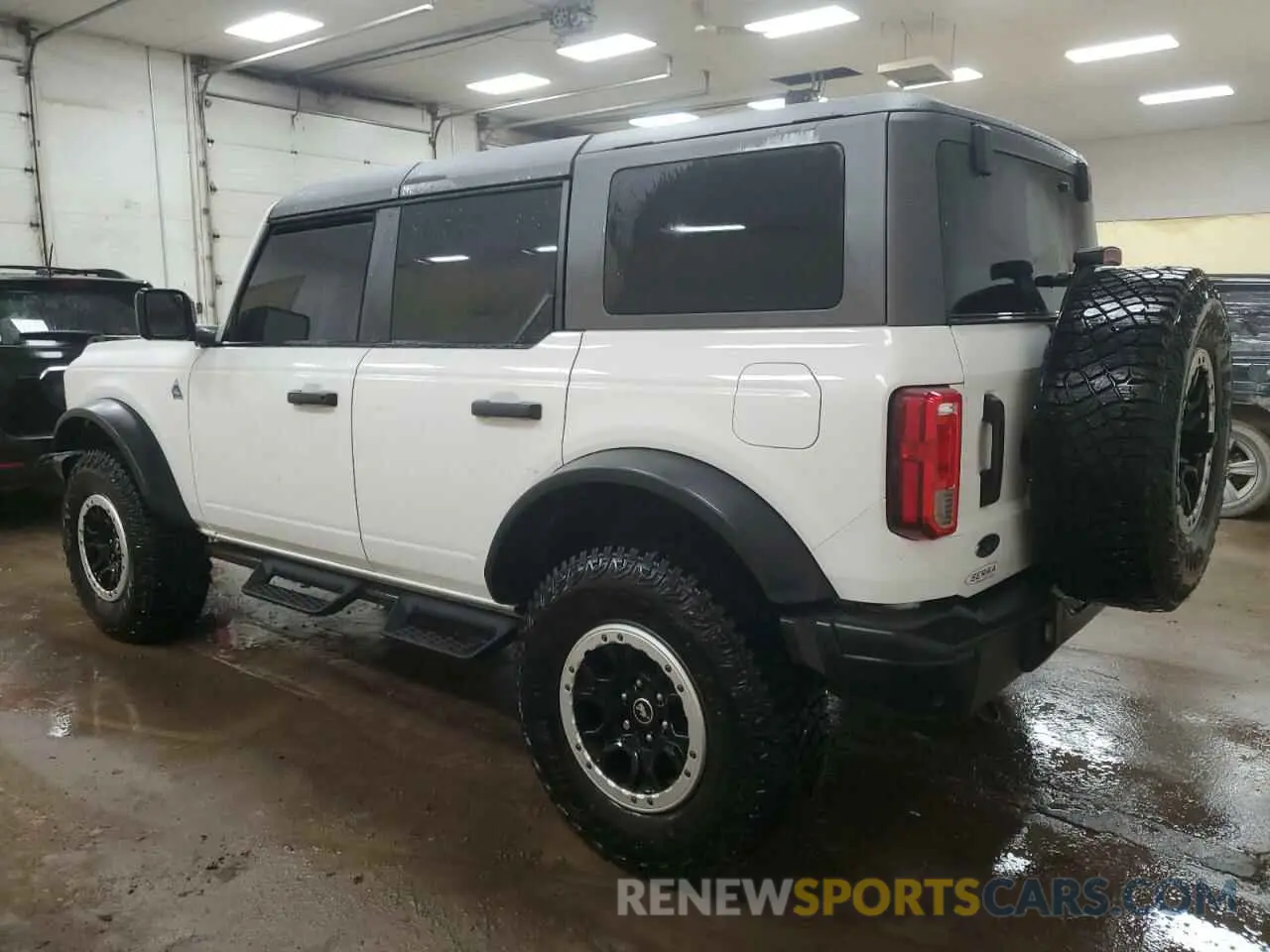 2 Photograph of a damaged car 1FMEE1BP7RLA56385 FORD BRONCO BLA 2024