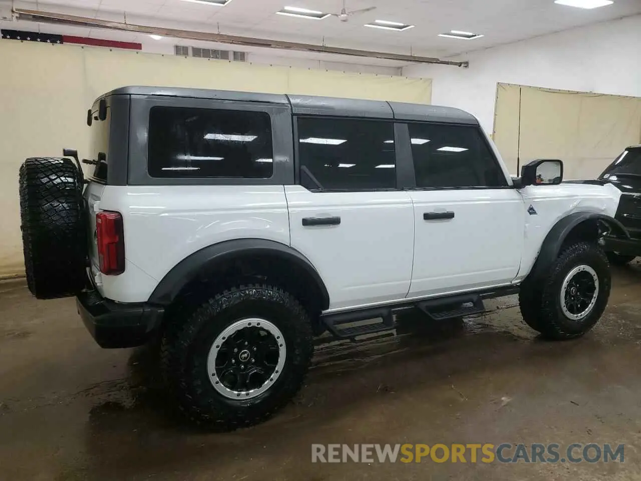 3 Photograph of a damaged car 1FMEE1BP7RLA56385 FORD BRONCO BLA 2024