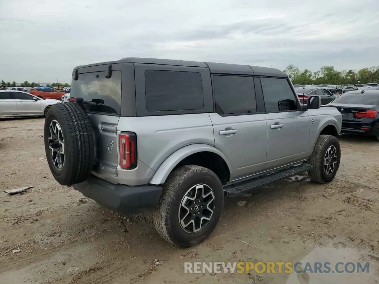 3 Photograph of a damaged car 1FMDE8BH6RLA98169 FORD BRONCO OUT 2024
