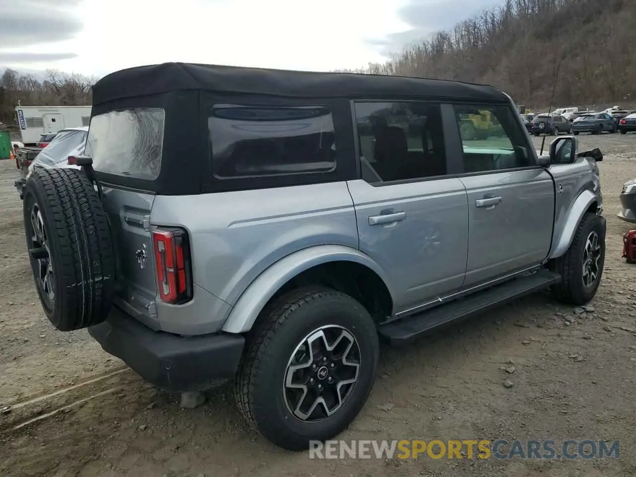 3 Photograph of a damaged car 1FMEE8BP2RLA43360 FORD BRONCO OUT 2024