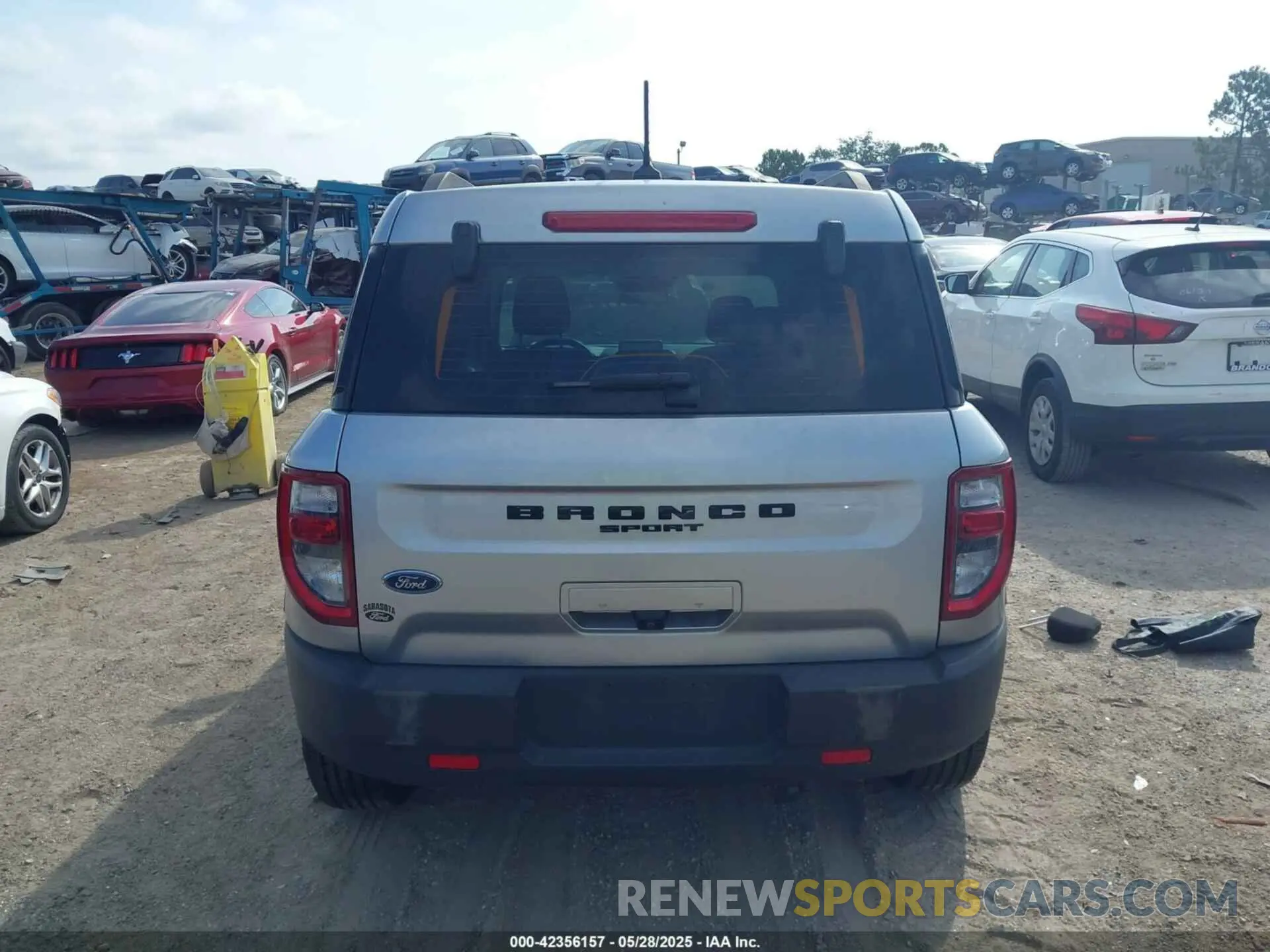 15 Photograph of a damaged car 3FMCR9A62MRA90571 FORD BRONCO SPORT 2021