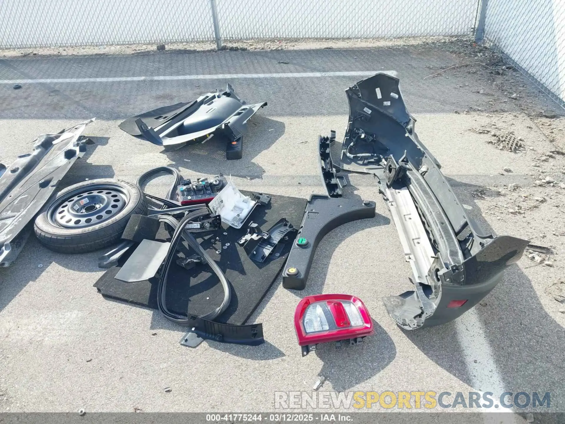 12 Photograph of a damaged car 3FMCR9A64MRA28797 FORD BRONCO SPORT 2021