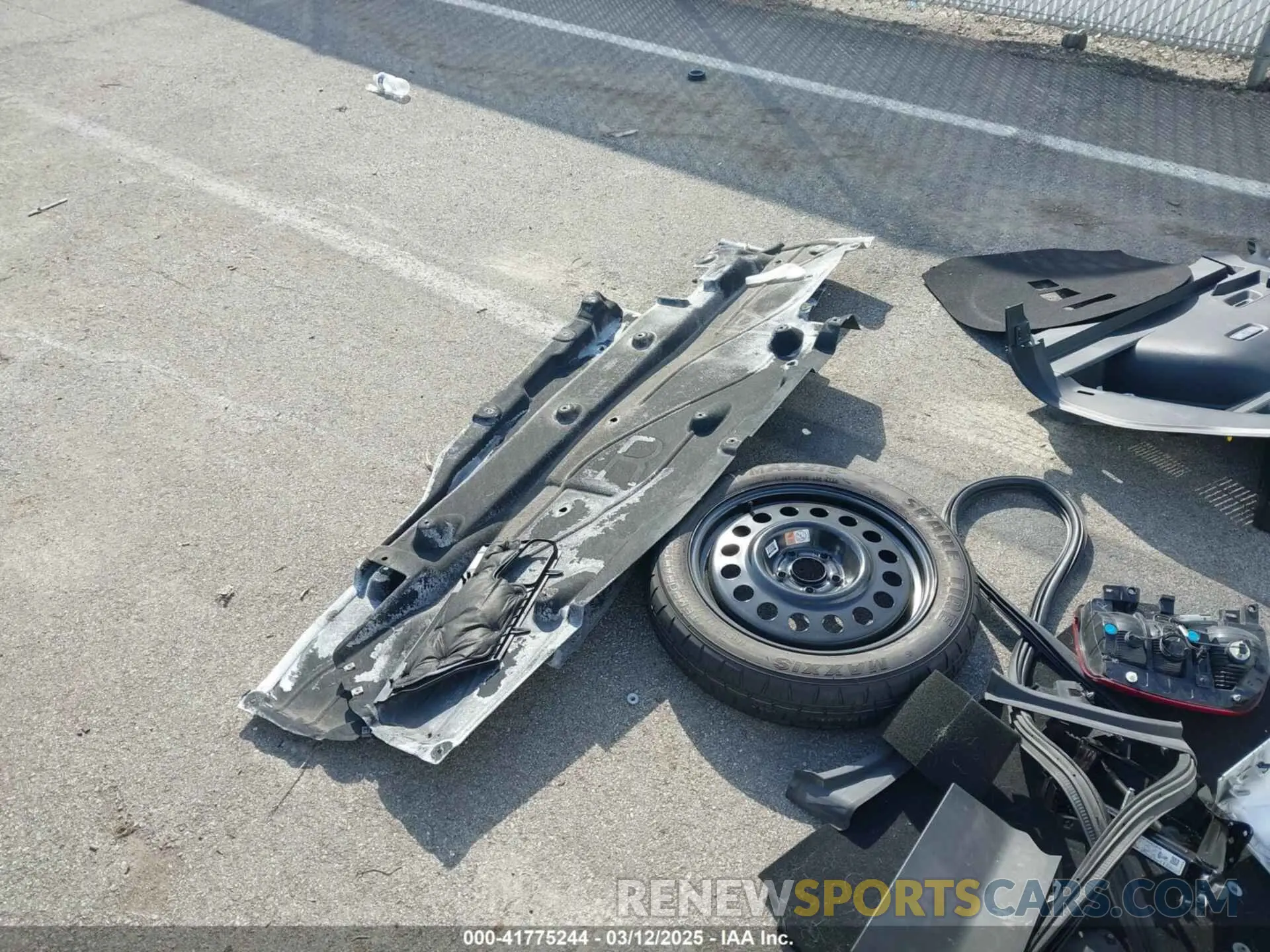 18 Photograph of a damaged car 3FMCR9A64MRA28797 FORD BRONCO SPORT 2021