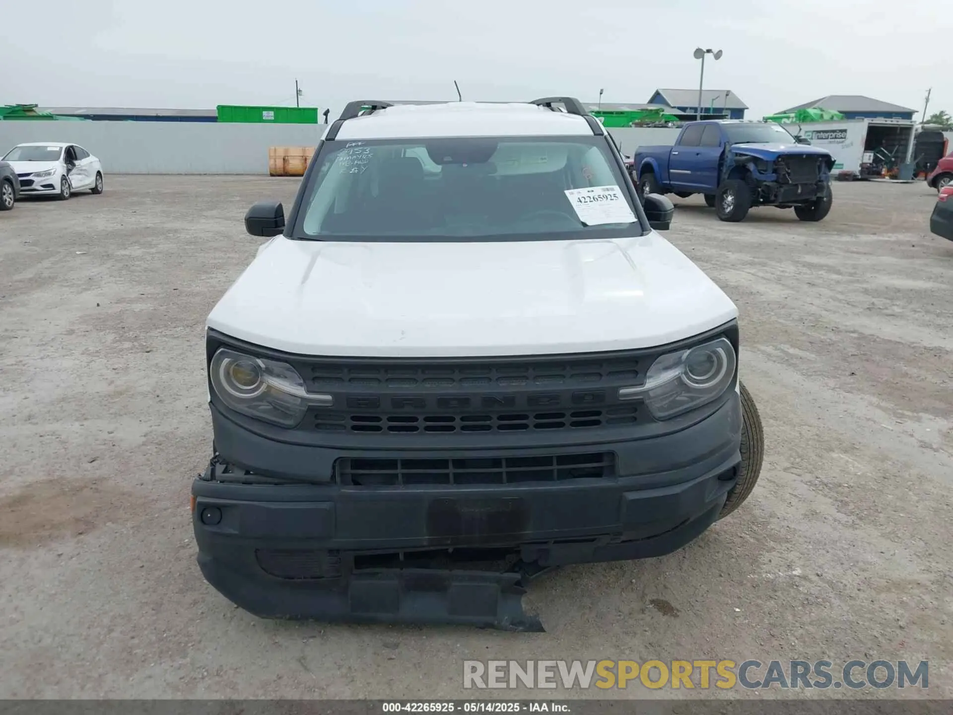 12 Photograph of a damaged car 3FMCR9A67MRB12953 FORD BRONCO SPORT 2021
