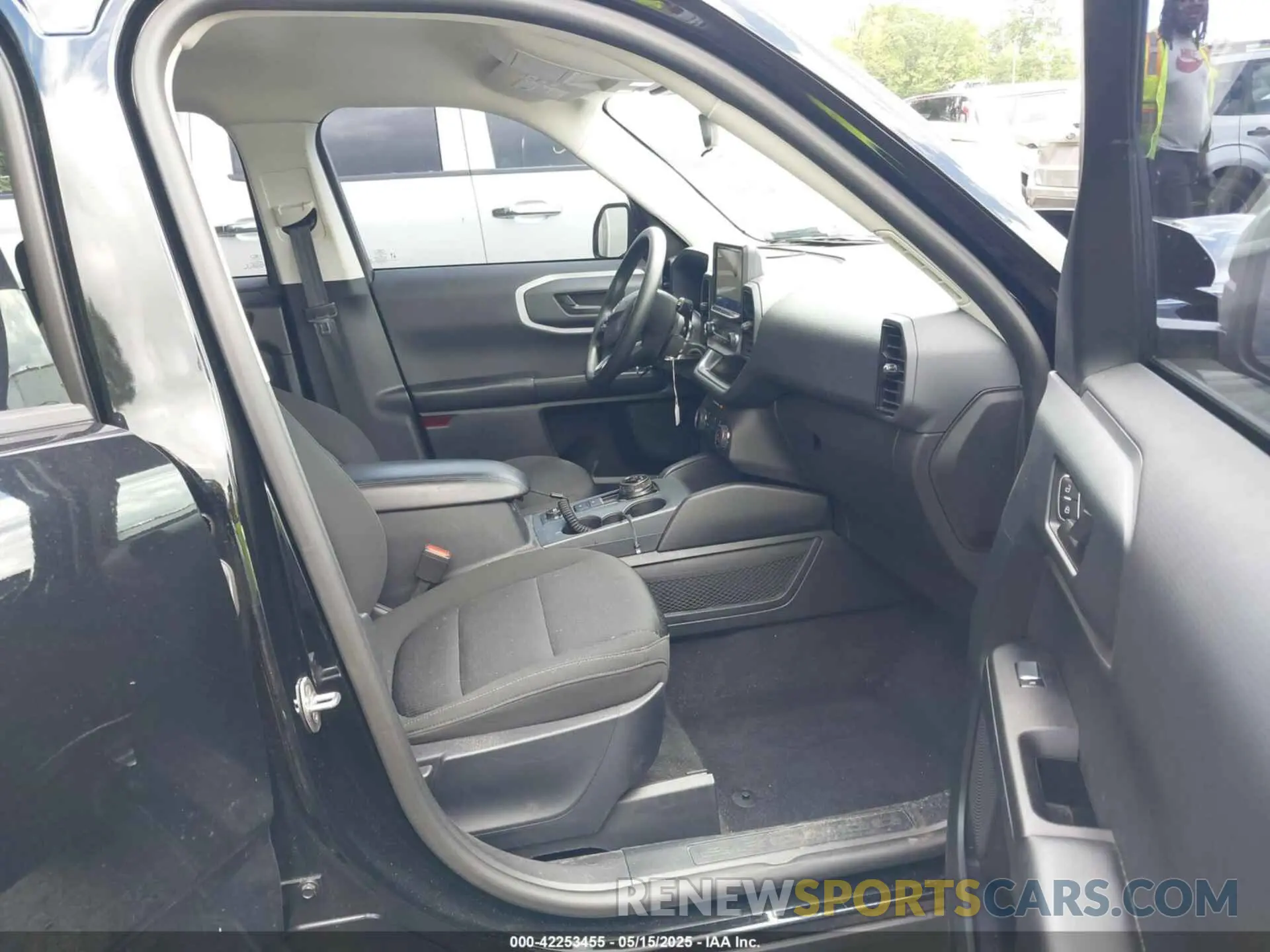 5 Photograph of a damaged car 3FMCR9A6XMRA75560 FORD BRONCO SPORT 2021