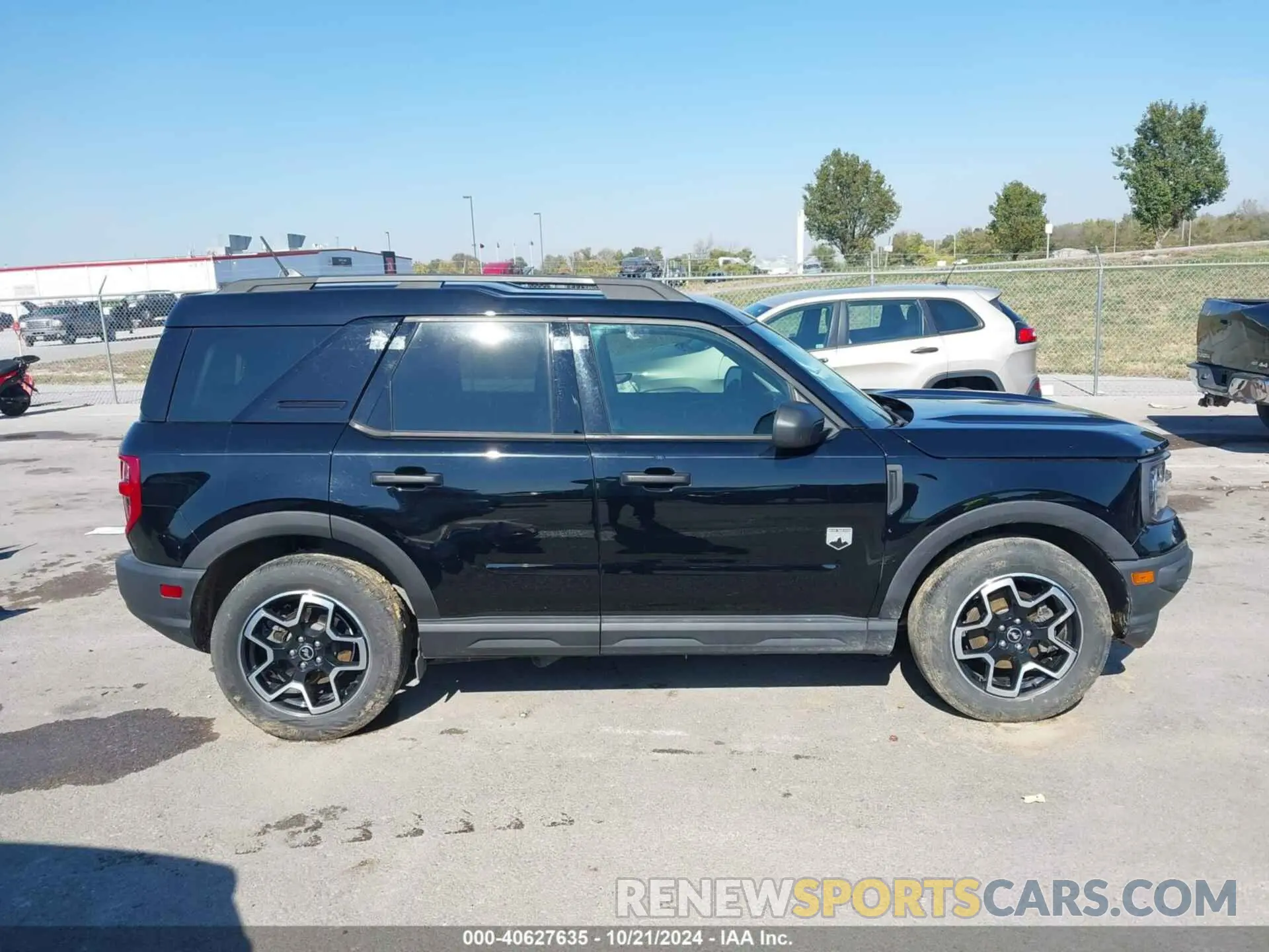 13 Photograph of a damaged car 3FMCR9B61MRA11714 FORD BRONCO SPORT 2021