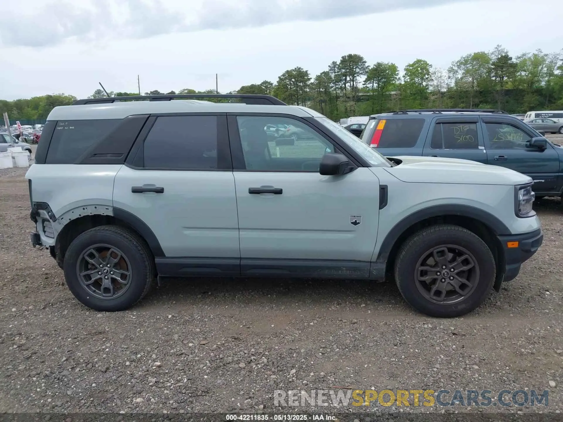13 Photograph of a damaged car 3FMCR9B61MRB33537 FORD BRONCO SPORT 2021
