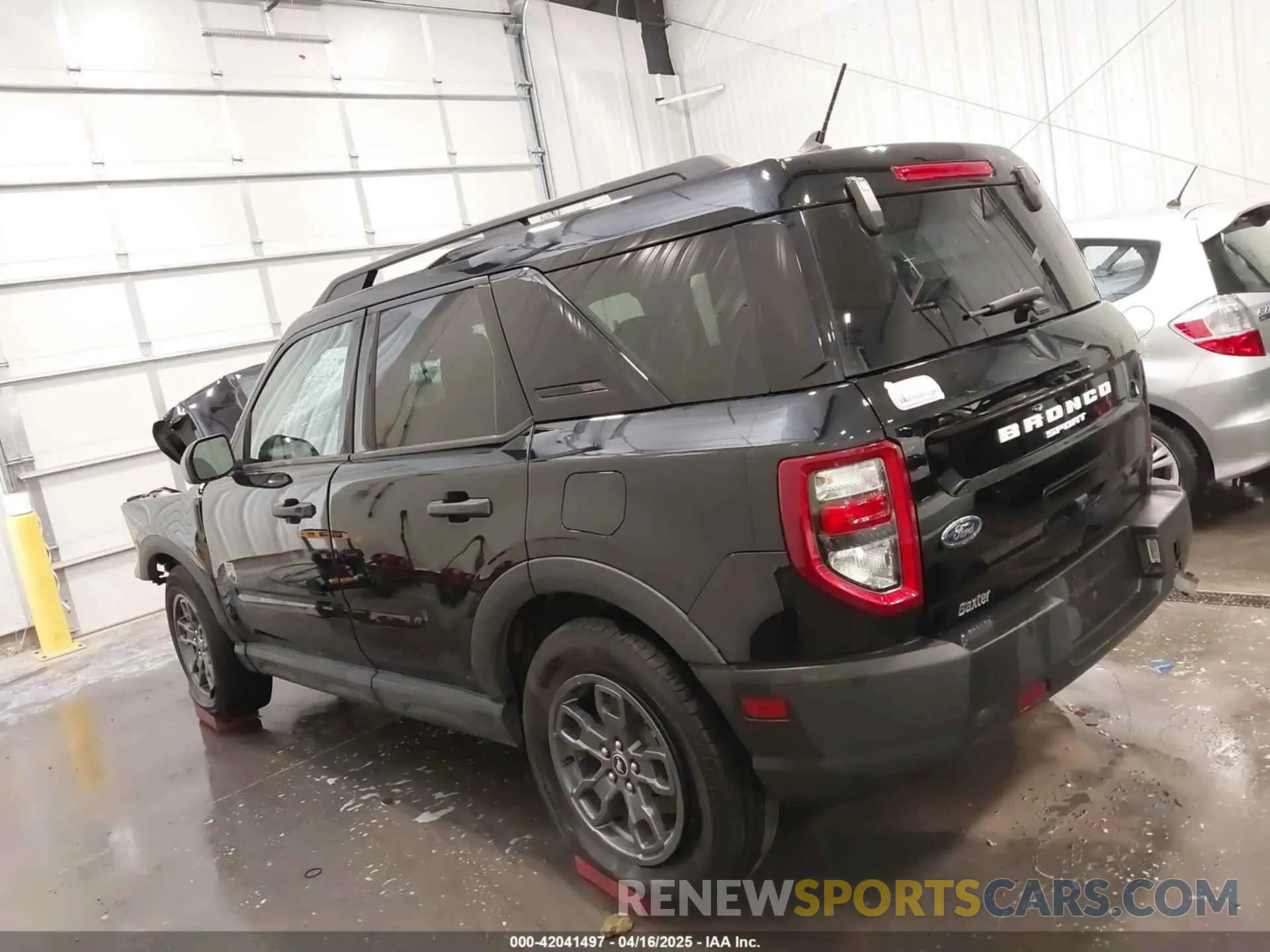 14 Photograph of a damaged car 3FMCR9B62MRA26576 FORD BRONCO SPORT 2021