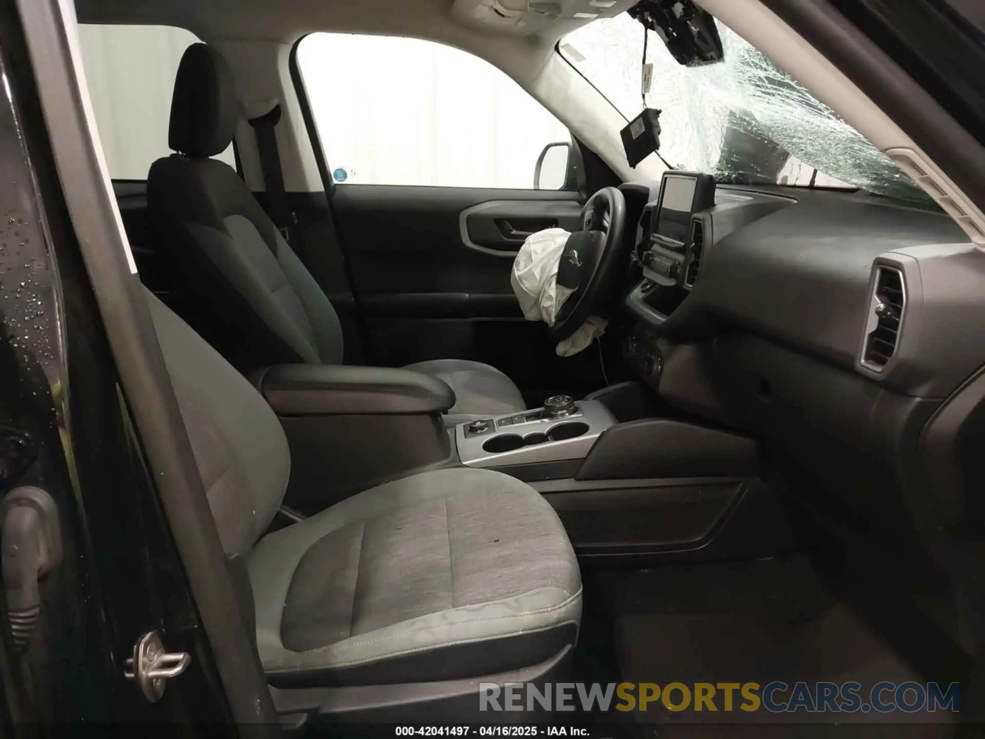 5 Photograph of a damaged car 3FMCR9B62MRA26576 FORD BRONCO SPORT 2021