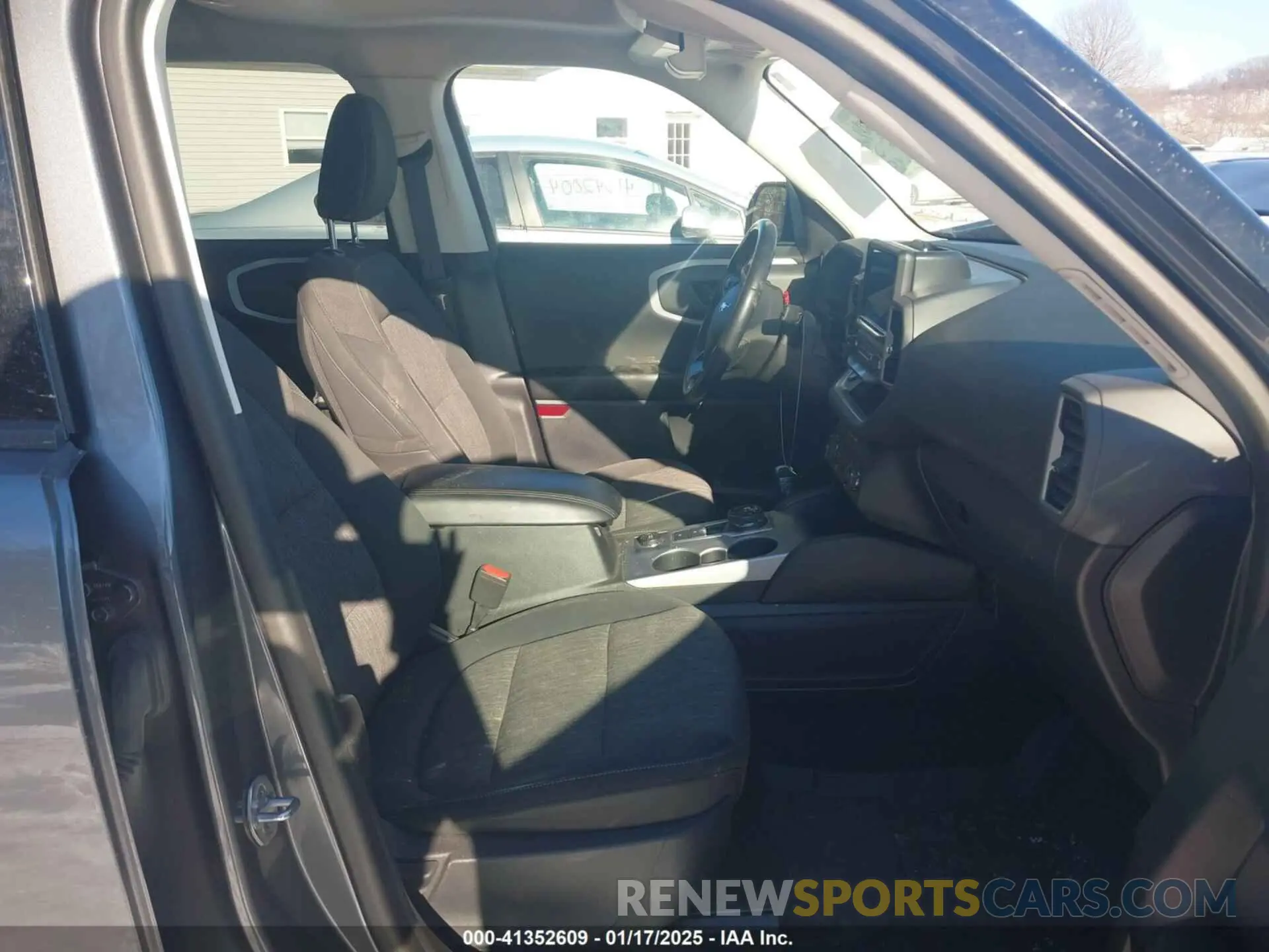 5 Photograph of a damaged car 3FMCR9B62MRA29655 FORD BRONCO SPORT 2021