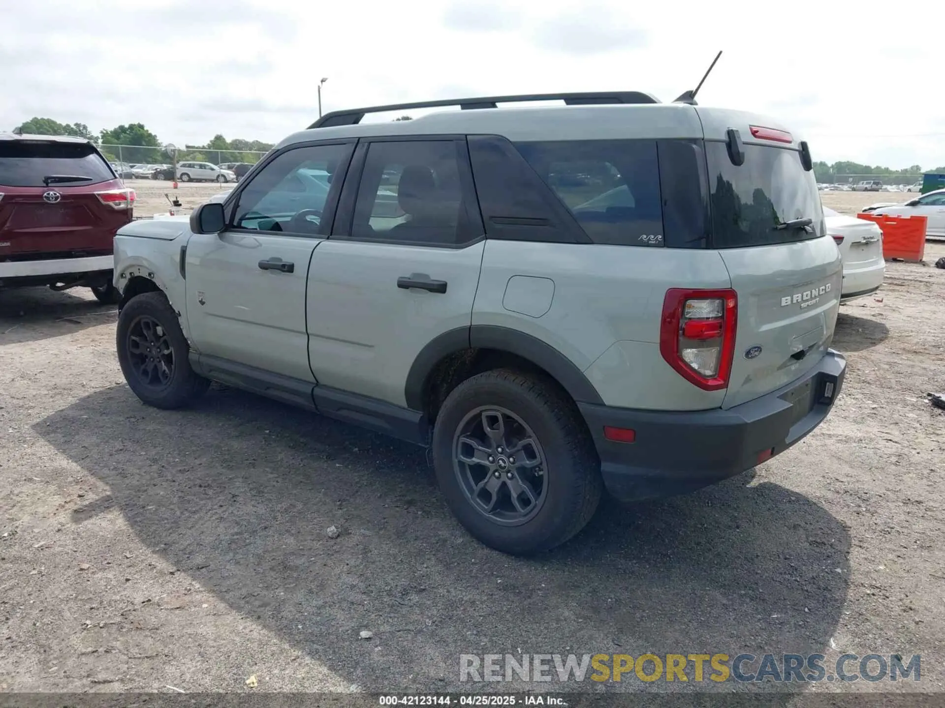 3 Photograph of a damaged car 3FMCR9B62MRA92111 FORD BRONCO SPORT 2021