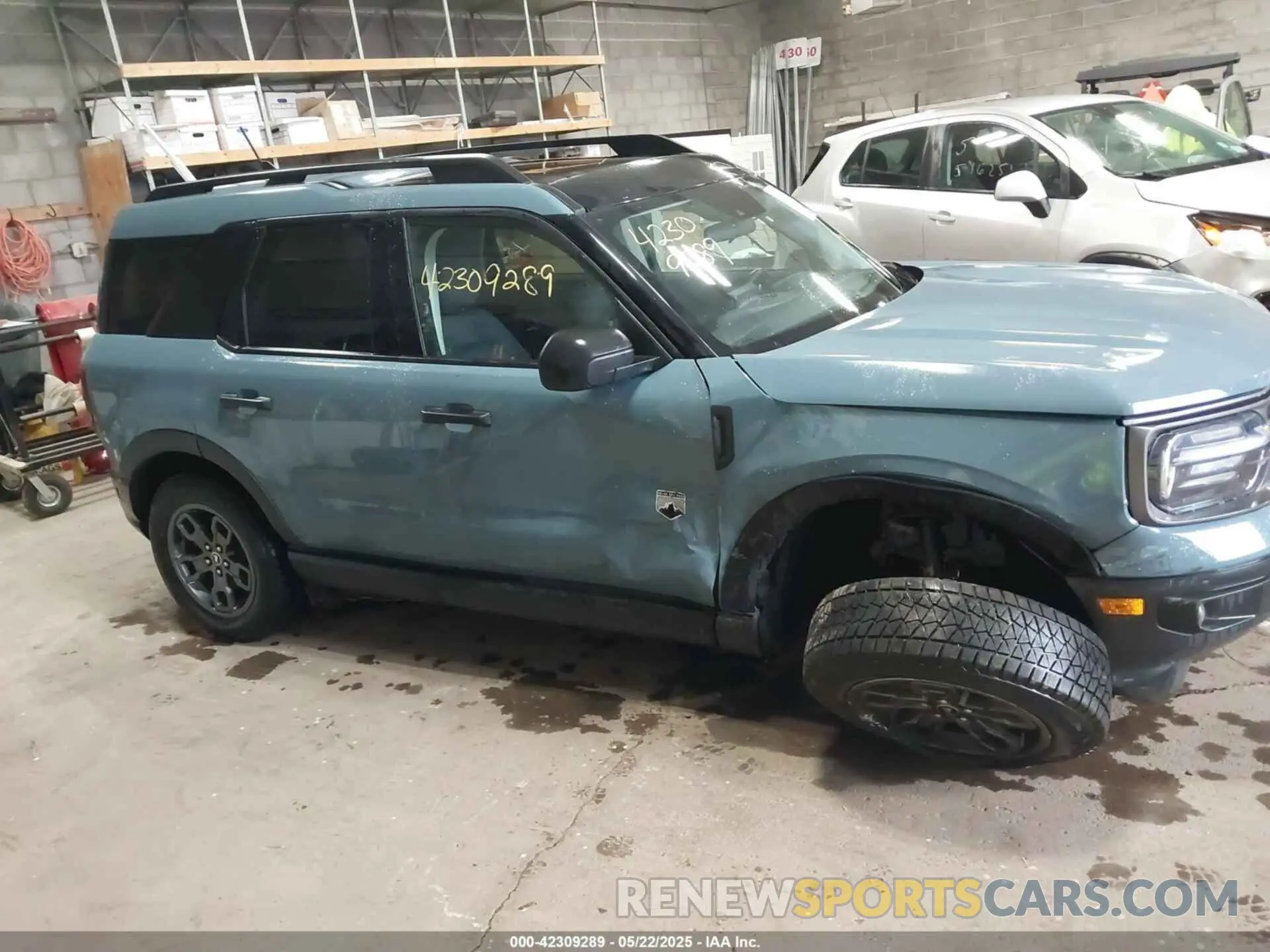 13 Photograph of a damaged car 3FMCR9B63MRA37571 FORD BRONCO SPORT 2021