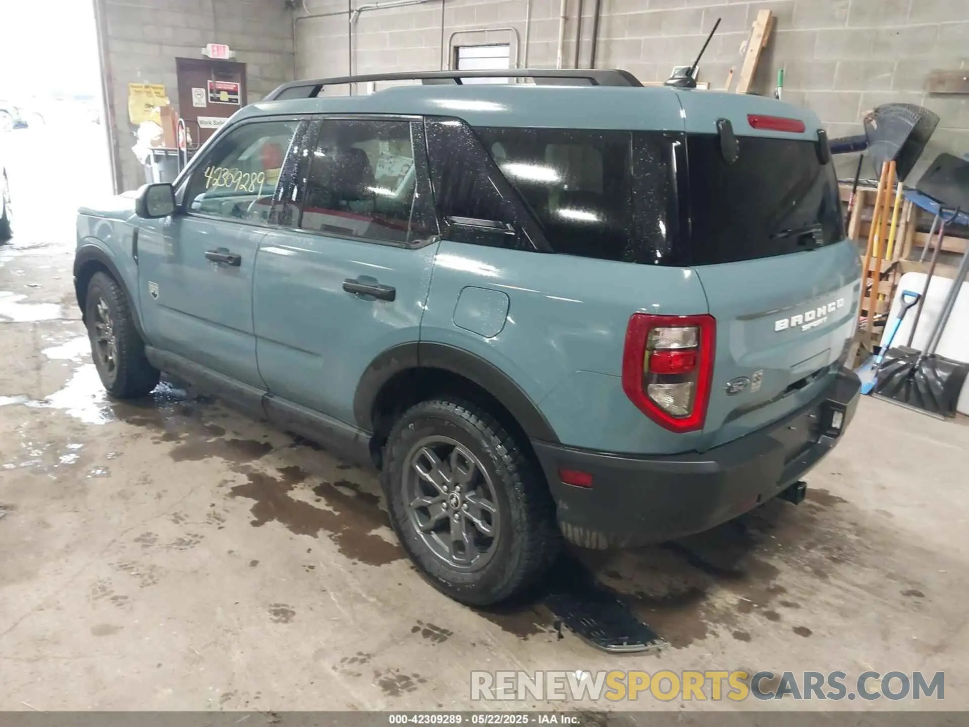 3 Photograph of a damaged car 3FMCR9B63MRA37571 FORD BRONCO SPORT 2021