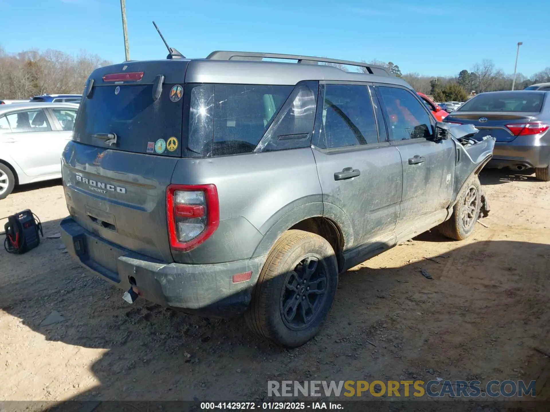 4 Photograph of a damaged car 3FMCR9B63MRA81778 FORD BRONCO SPORT 2021