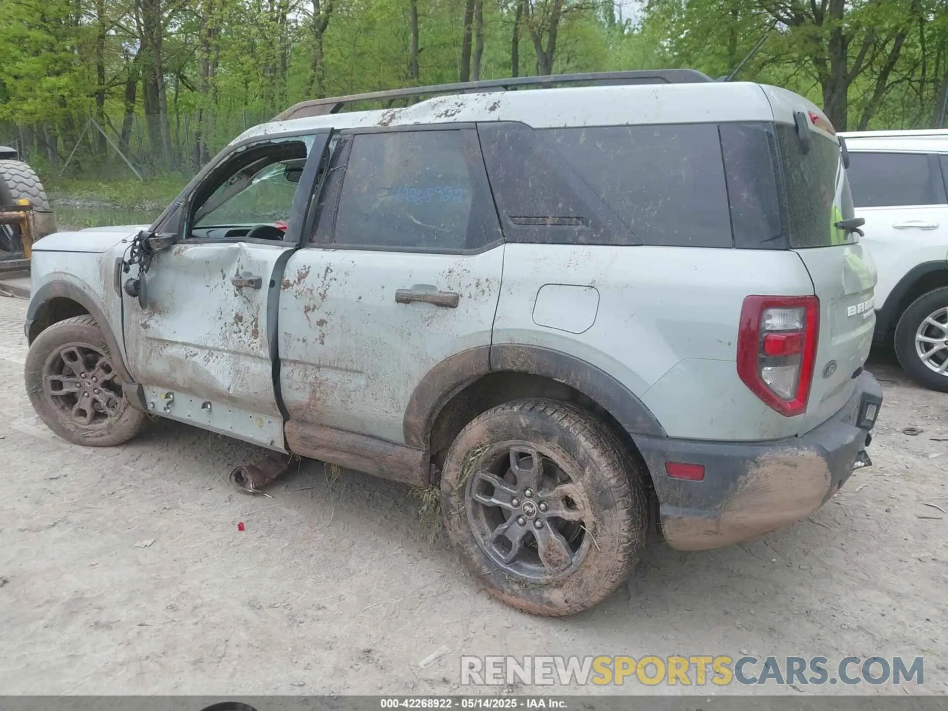 3 Photograph of a damaged car 3FMCR9B67MRA27318 FORD BRONCO SPORT 2021