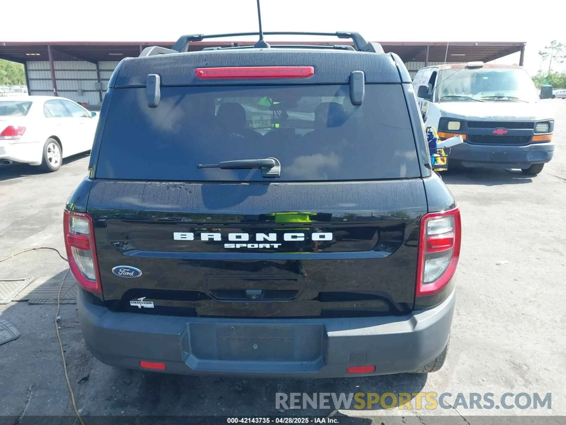 15 Photograph of a damaged car 3FMCR9B68MRA10365 FORD BRONCO SPORT 2021