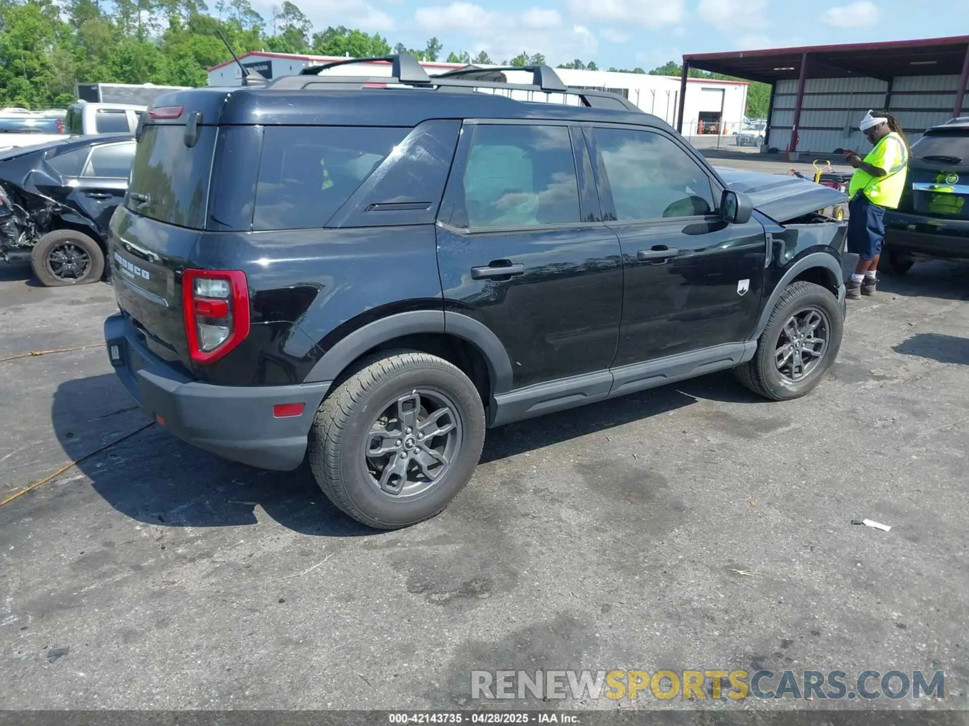 4 Photograph of a damaged car 3FMCR9B68MRA10365 FORD BRONCO SPORT 2021