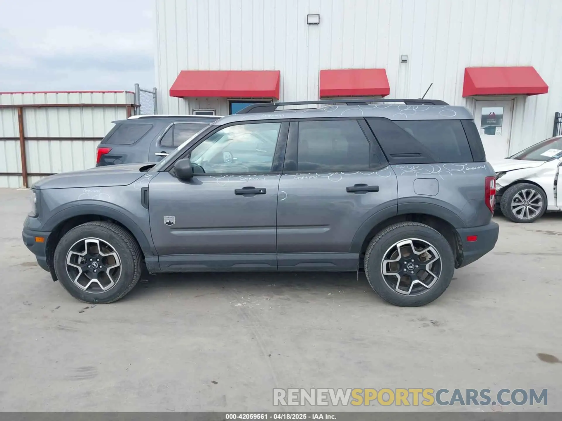 15 Photograph of a damaged car 3FMCR9B68MRA12262 FORD BRONCO SPORT 2021
