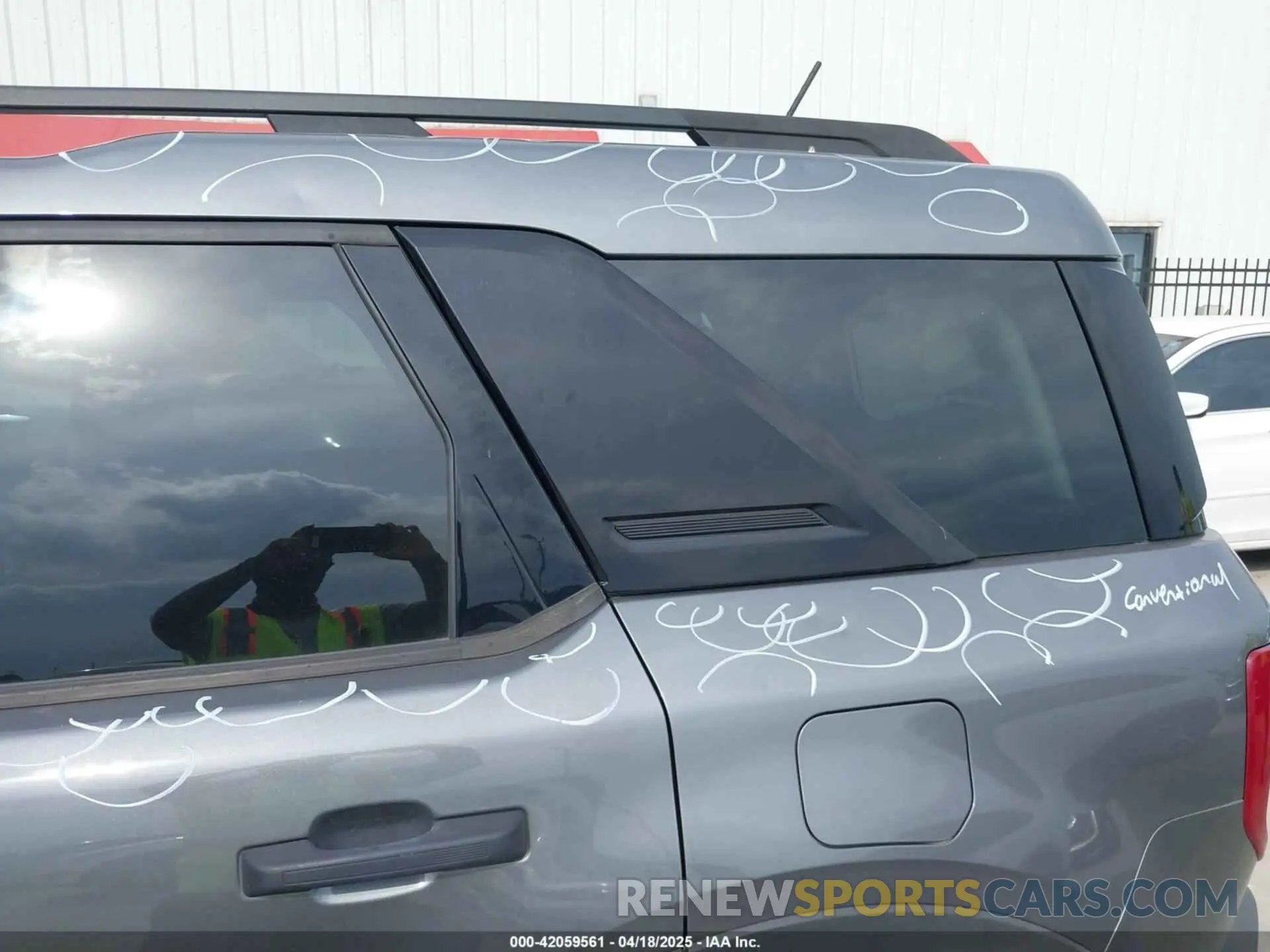 18 Photograph of a damaged car 3FMCR9B68MRA12262 FORD BRONCO SPORT 2021