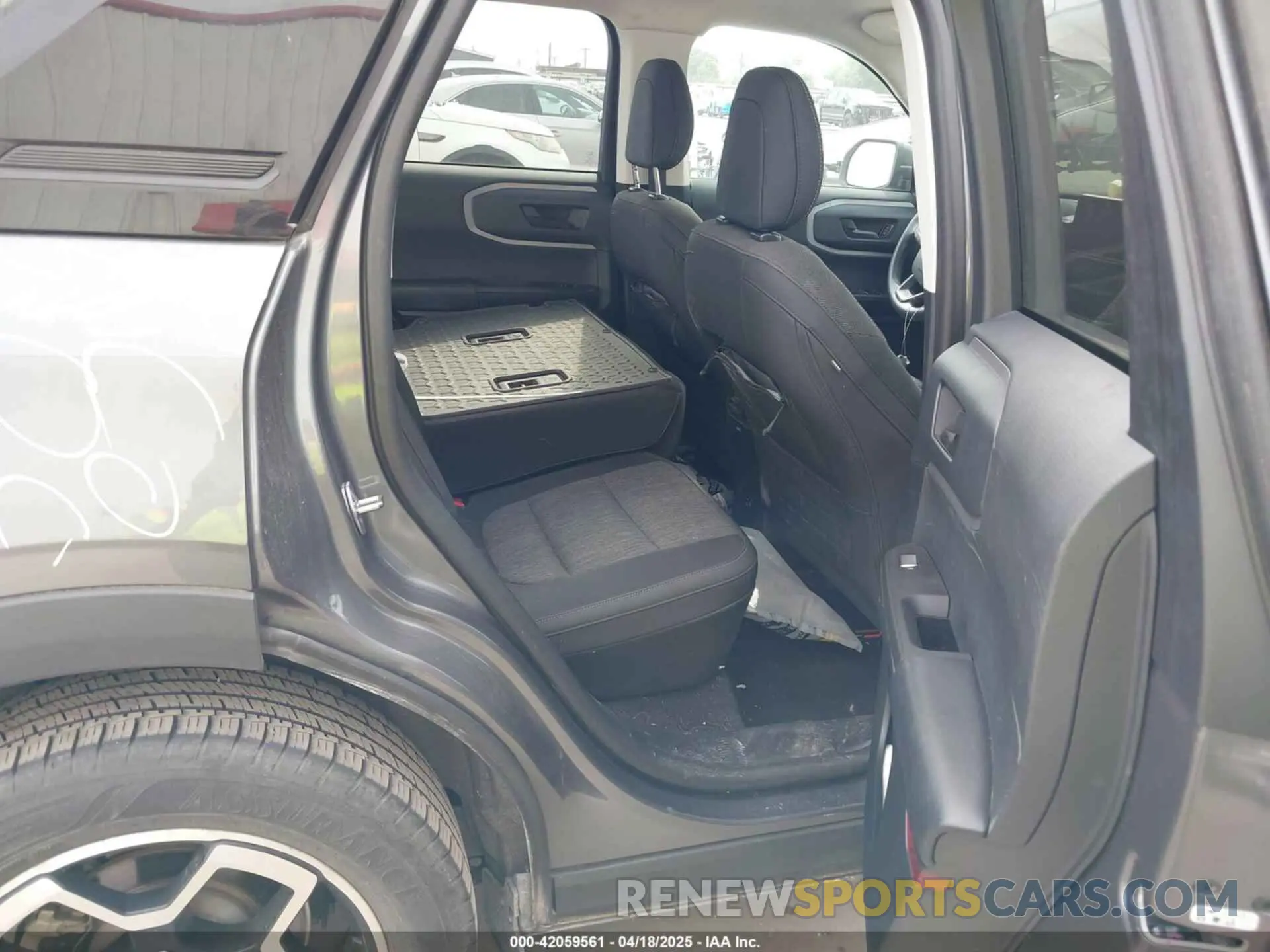 8 Photograph of a damaged car 3FMCR9B68MRA12262 FORD BRONCO SPORT 2021