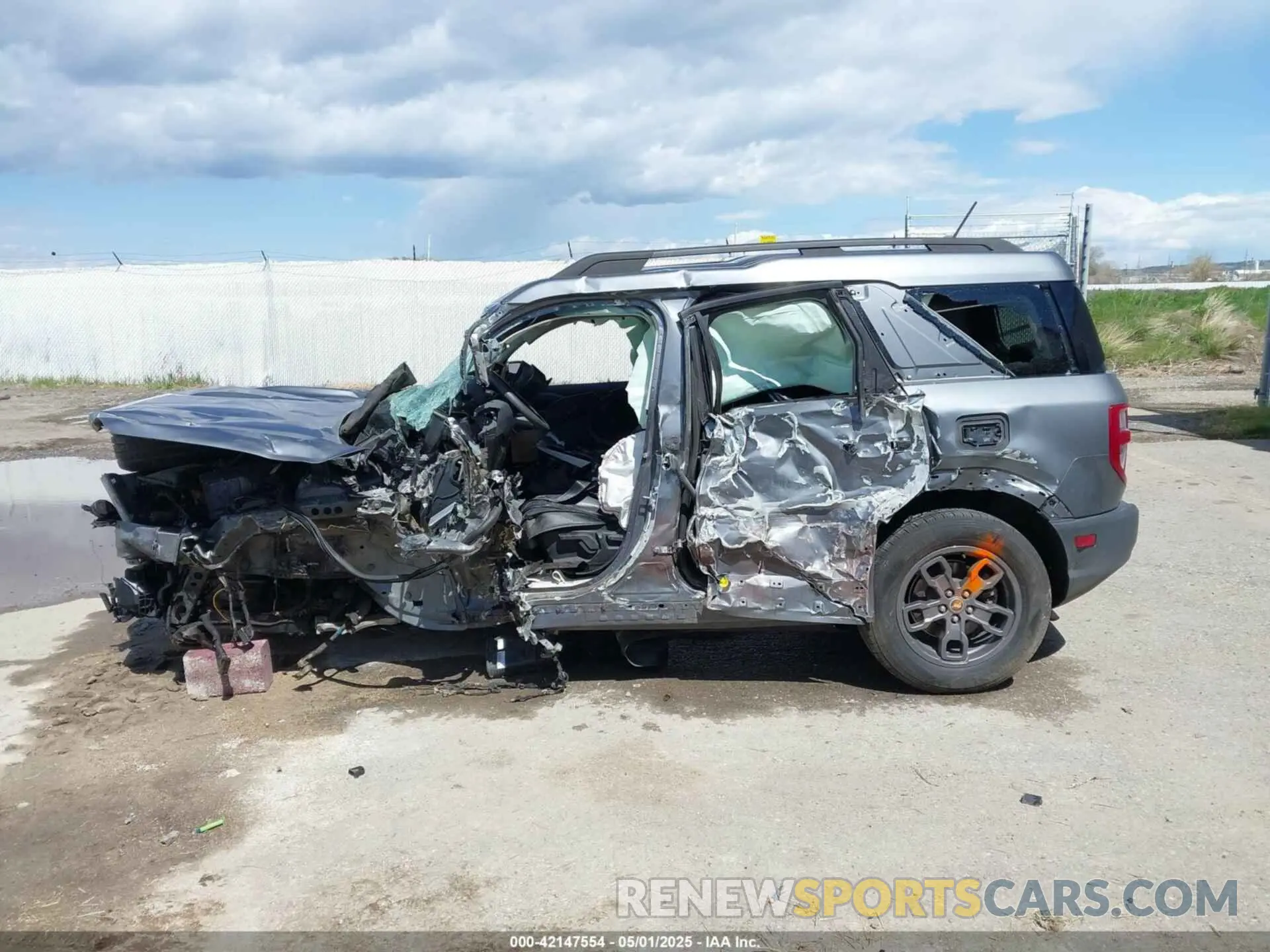 13 Photograph of a damaged car 3FMCR9B68MRA18255 FORD BRONCO SPORT 2021