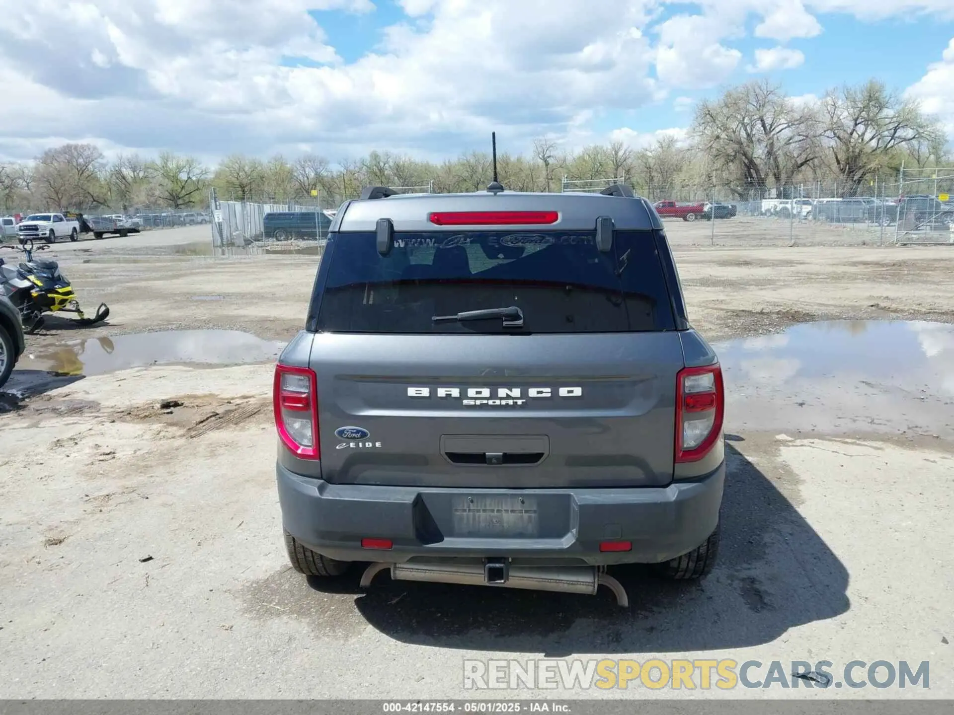 15 Photograph of a damaged car 3FMCR9B68MRA18255 FORD BRONCO SPORT 2021