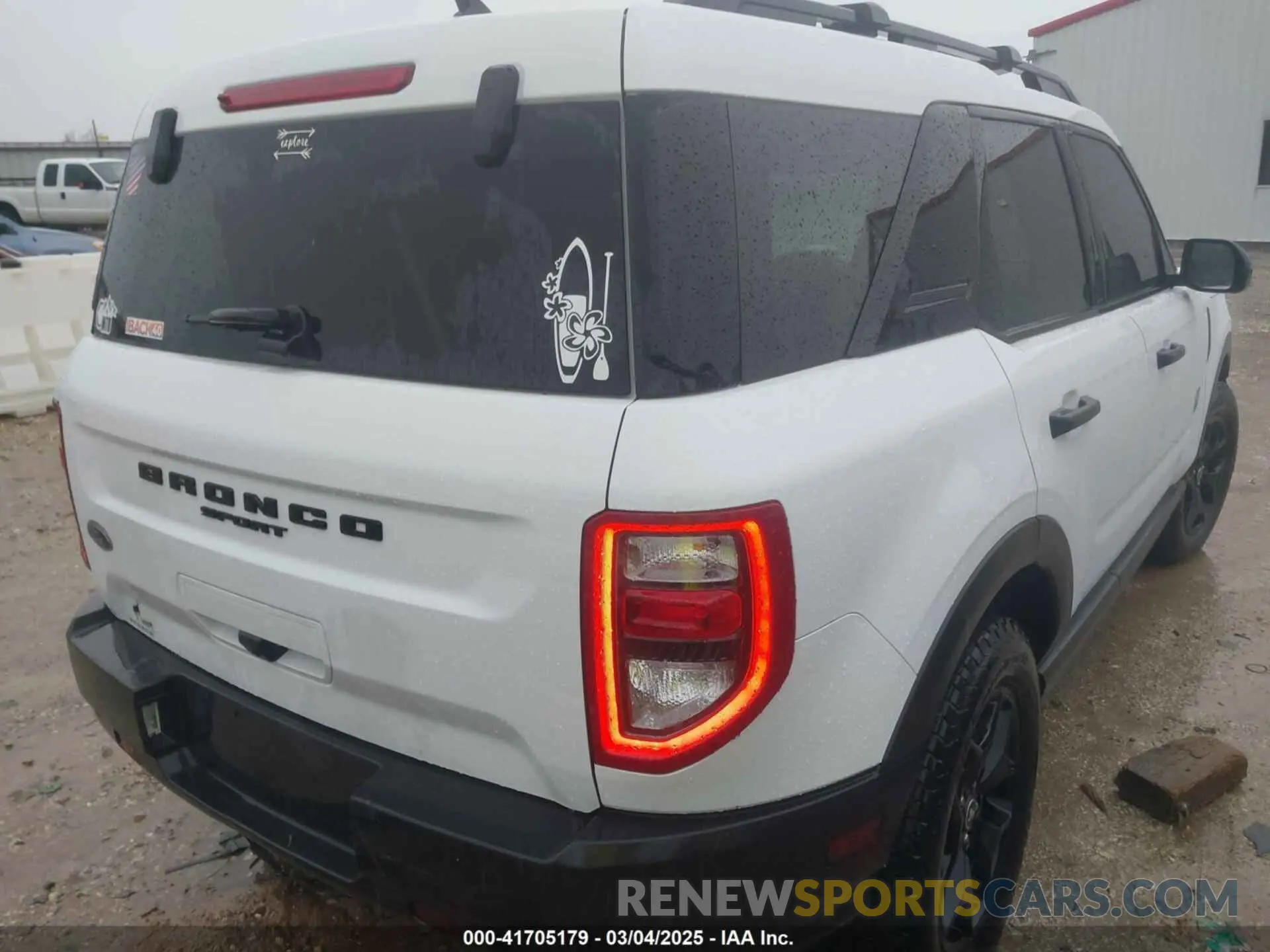 4 Photograph of a damaged car 3FMCR9B68MRA73773 FORD BRONCO SPORT 2021