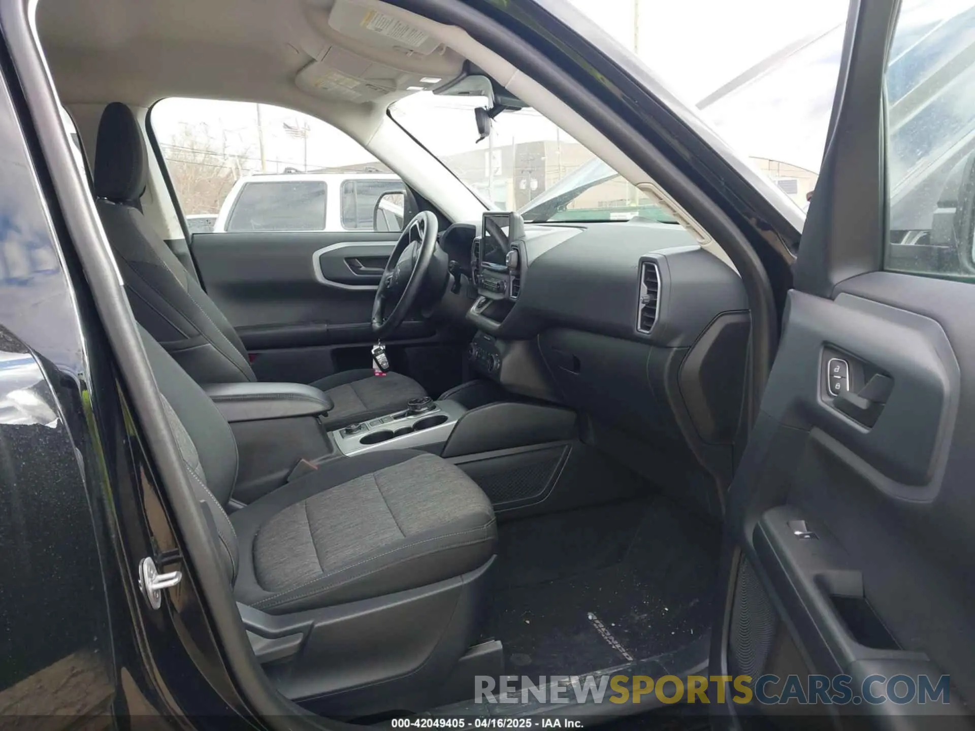 5 Photograph of a damaged car 3FMCR9B6XMRB10323 FORD BRONCO SPORT 2021