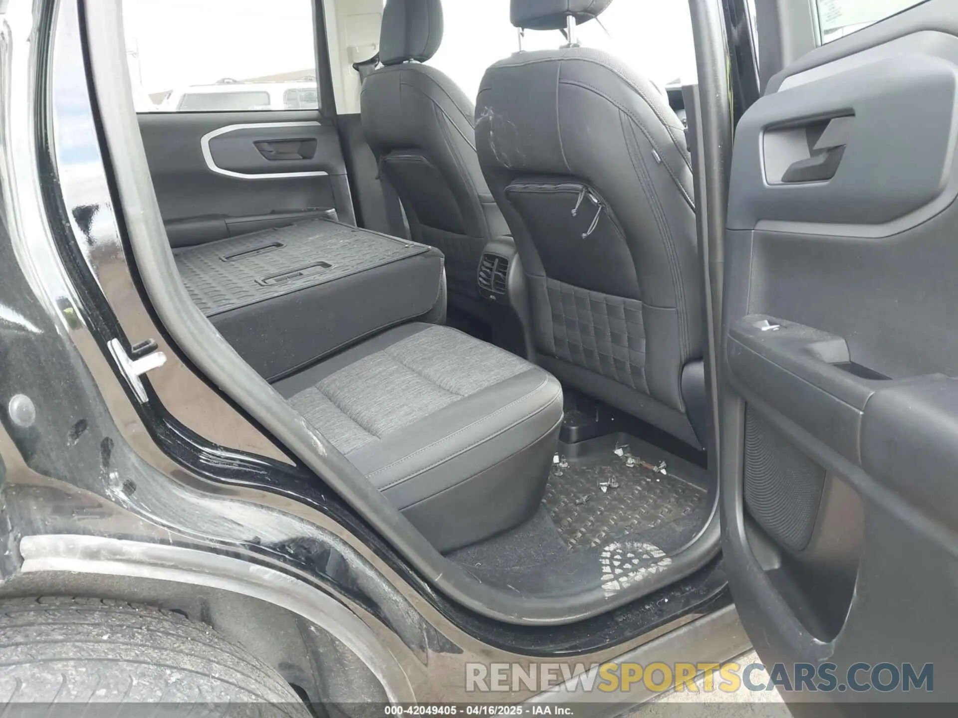 8 Photograph of a damaged car 3FMCR9B6XMRB10323 FORD BRONCO SPORT 2021
