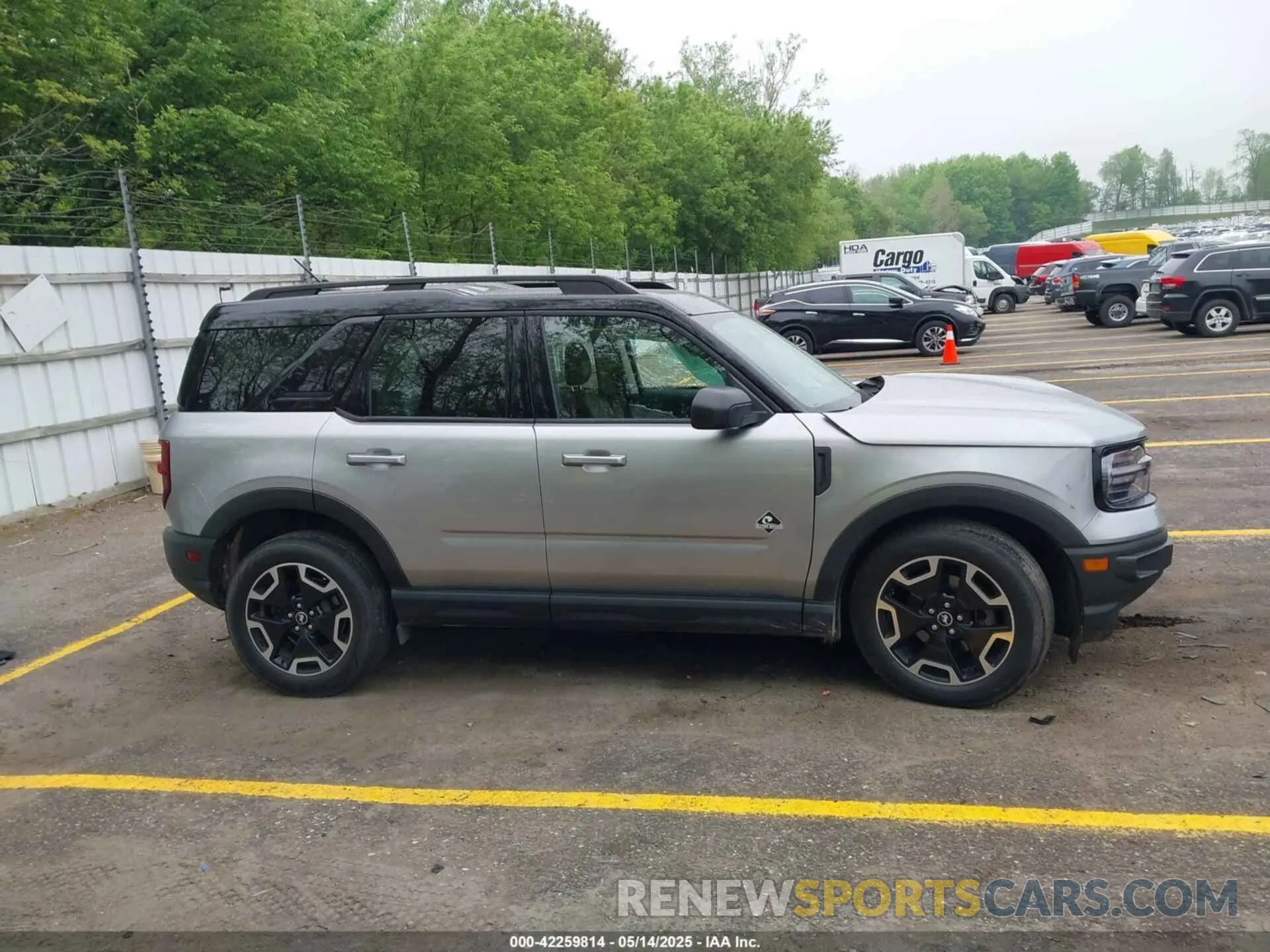 12 Photograph of a damaged car 3FMCR9C62MRA37544 FORD BRONCO SPORT 2021