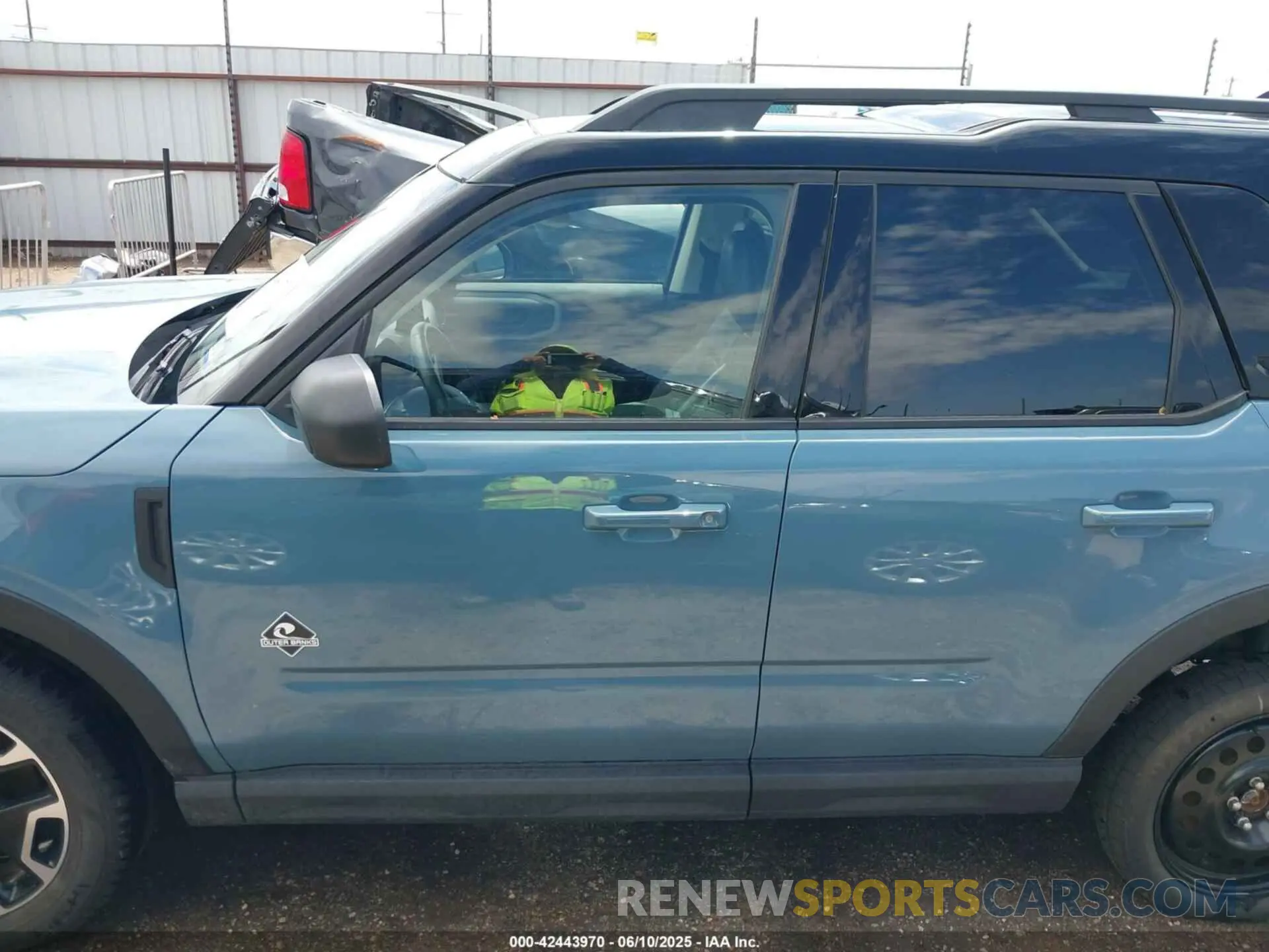 15 Photograph of a damaged car 3FMCR9C63MRA06545 FORD BRONCO SPORT 2021