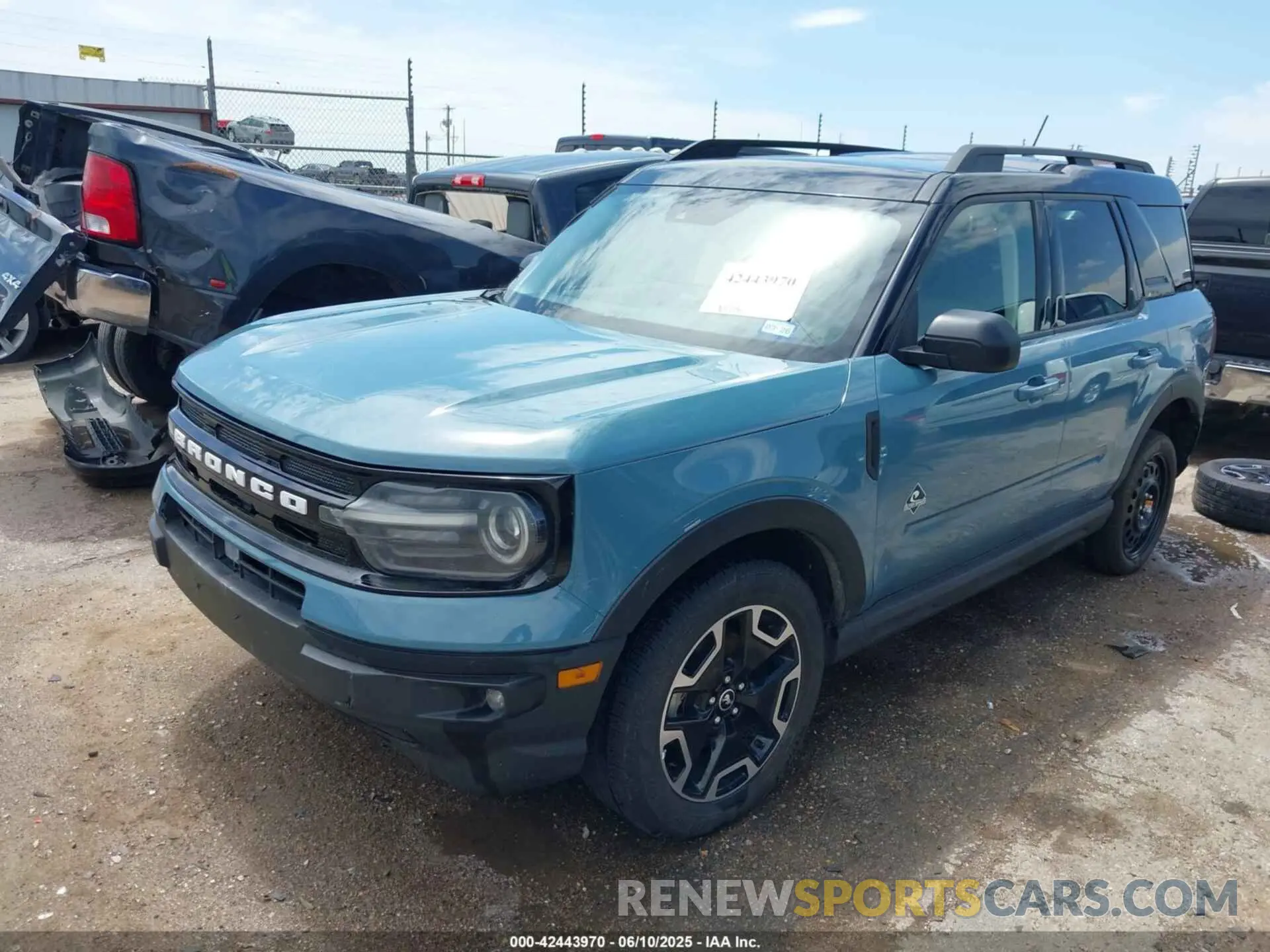 2 Photograph of a damaged car 3FMCR9C63MRA06545 FORD BRONCO SPORT 2021