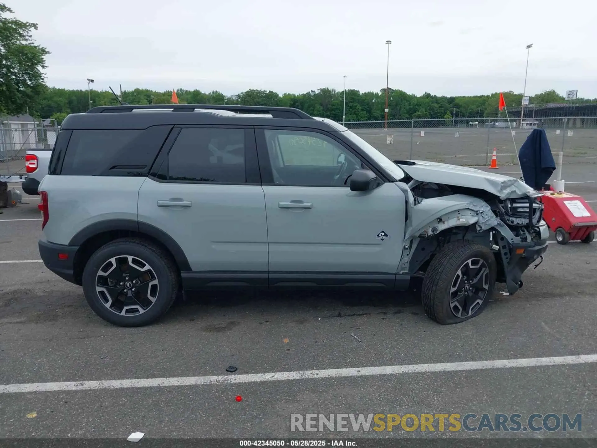 12 Photograph of a damaged car 3FMCR9C63MRA70522 FORD BRONCO SPORT 2021