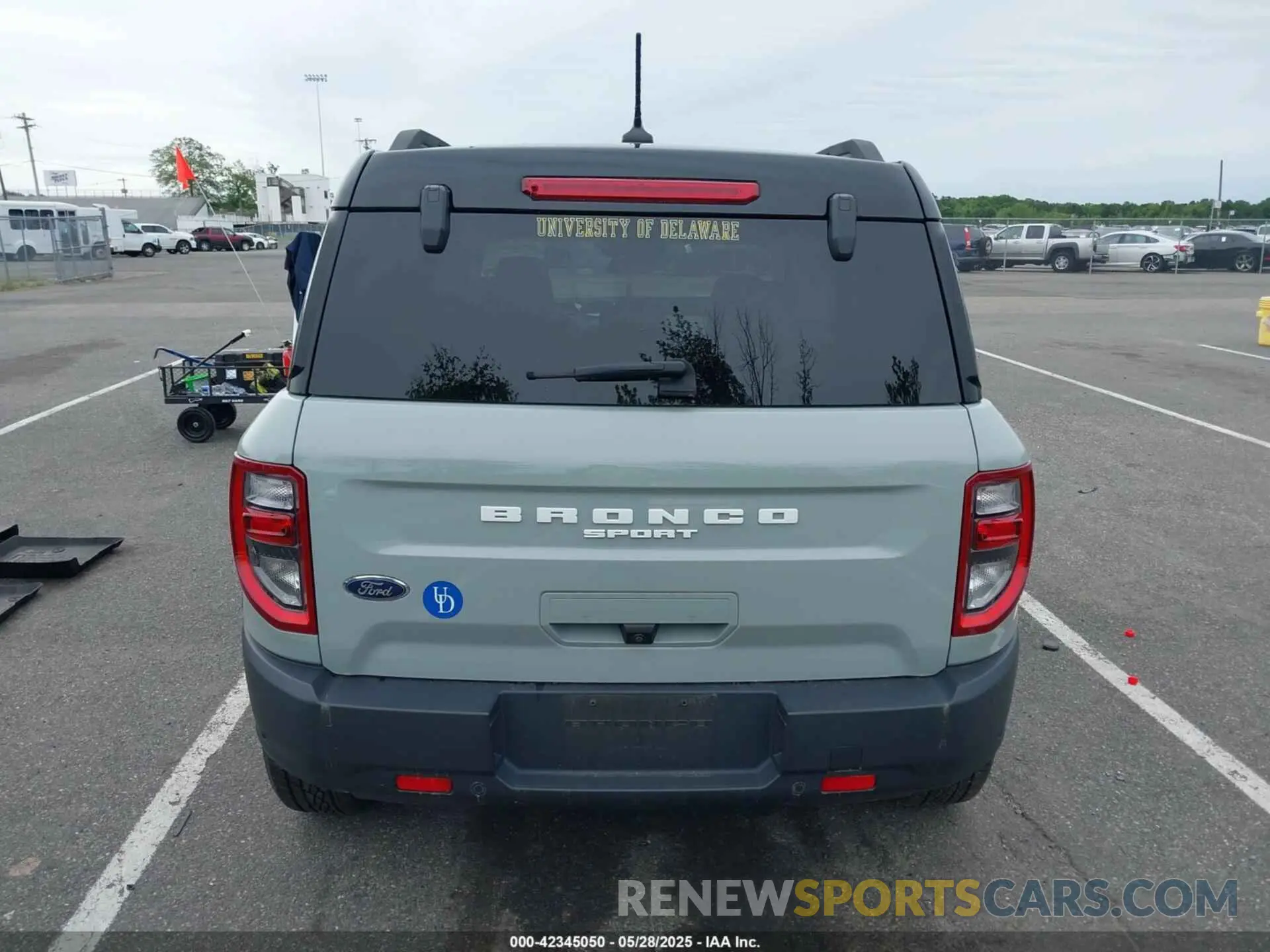 15 Photograph of a damaged car 3FMCR9C63MRA70522 FORD BRONCO SPORT 2021