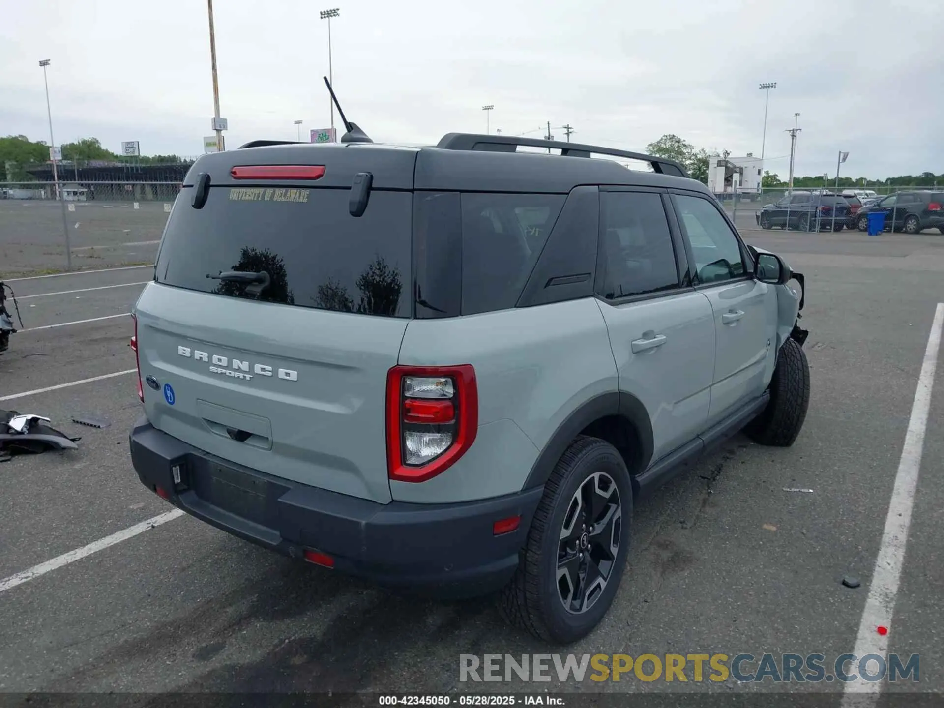 4 Photograph of a damaged car 3FMCR9C63MRA70522 FORD BRONCO SPORT 2021