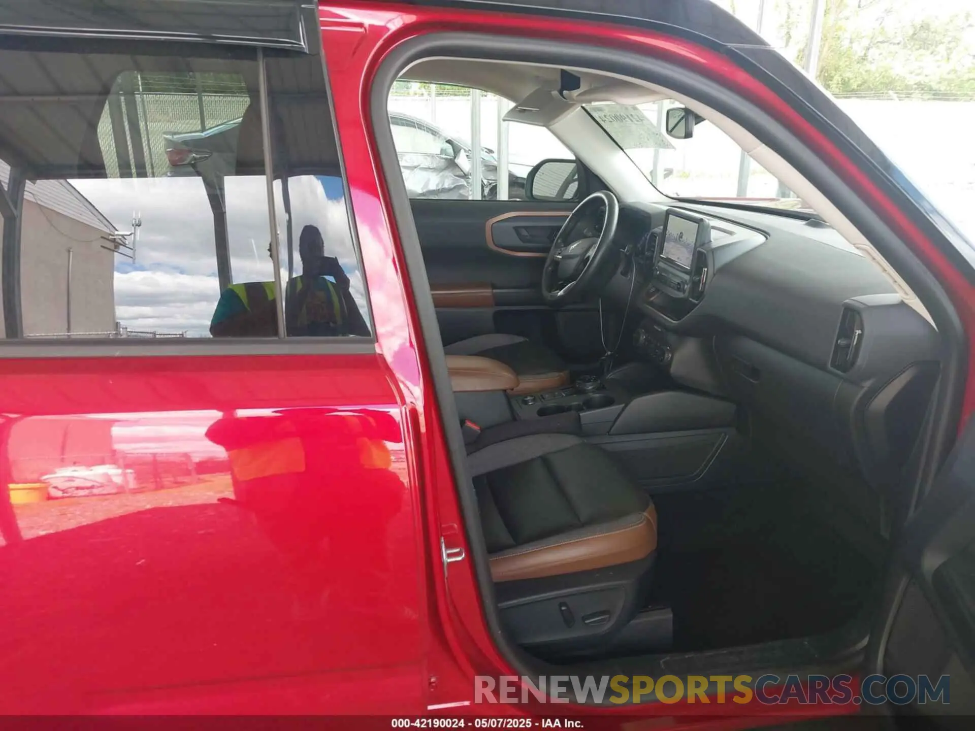 5 Photograph of a damaged car 3FMCR9C63MRB00151 FORD BRONCO SPORT 2021