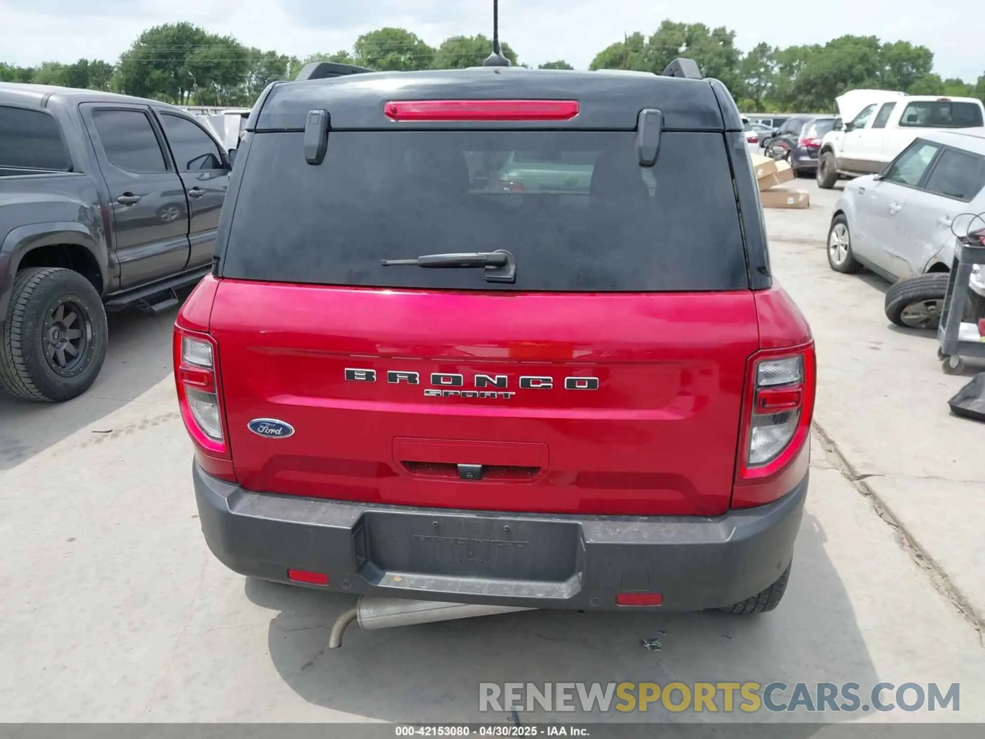 16 Photograph of a damaged car 3FMCR9C65MRA90402 FORD BRONCO SPORT 2021
