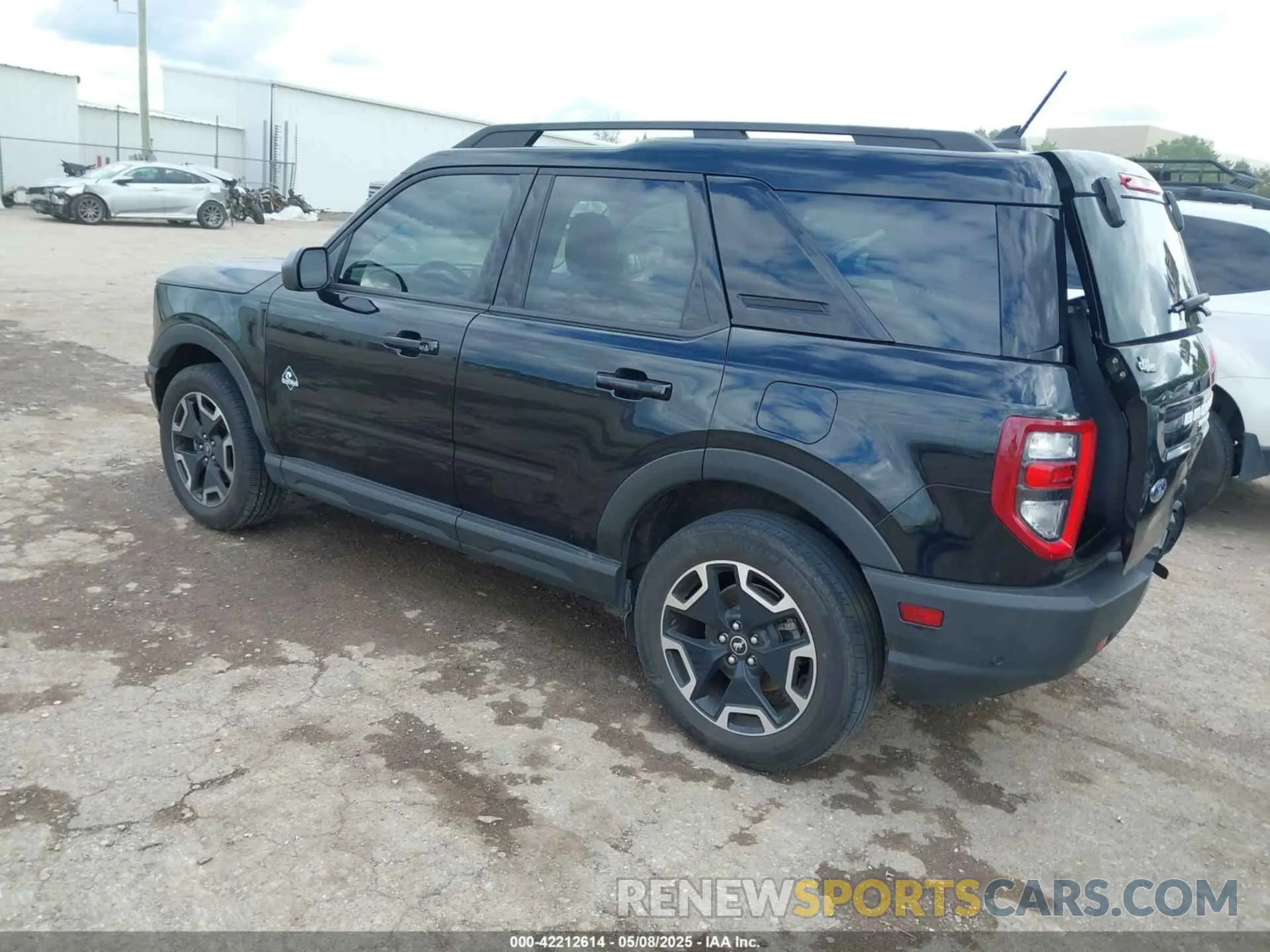 3 Photograph of a damaged car 3FMCR9C67MRB12688 FORD BRONCO SPORT 2021