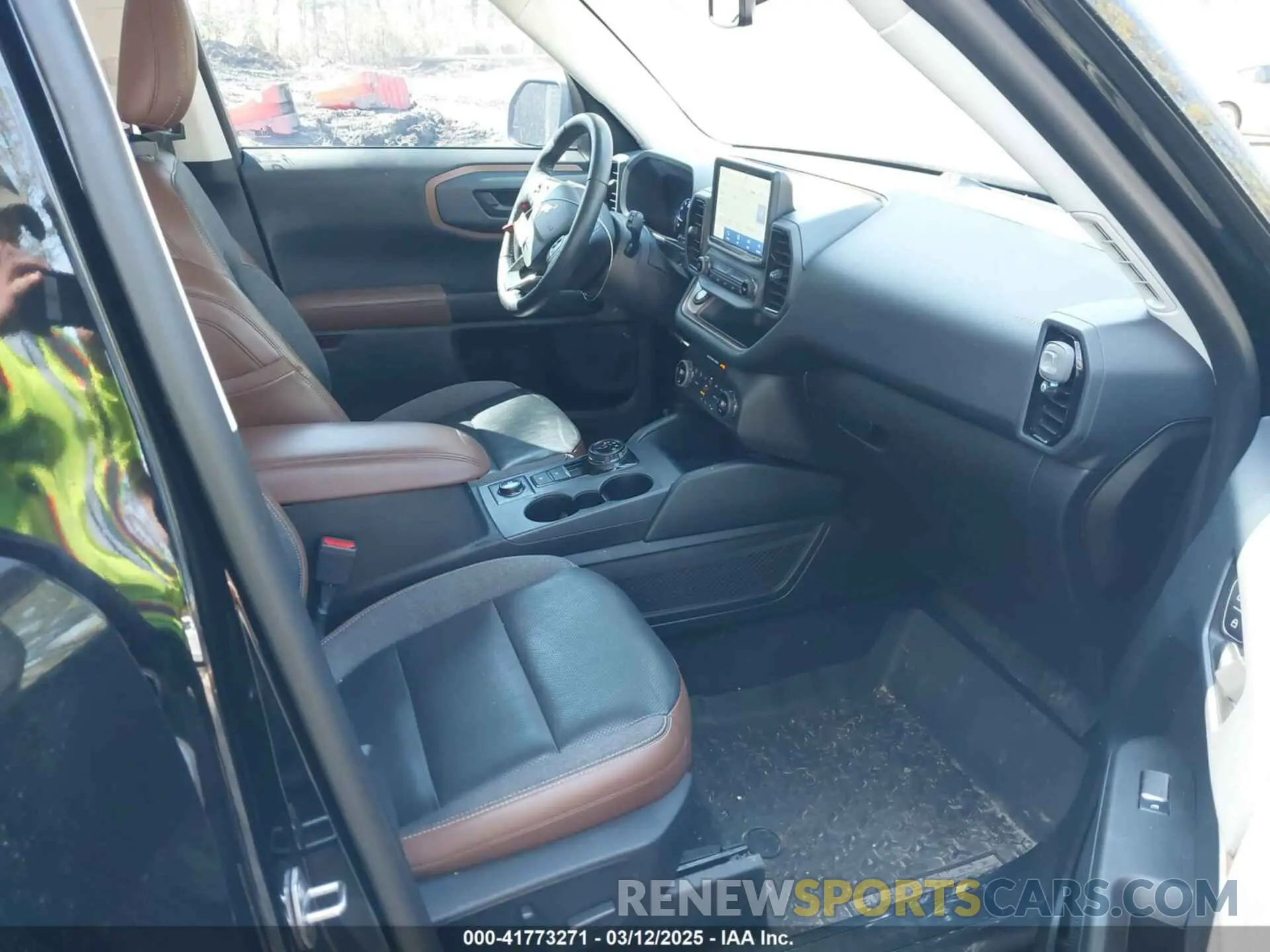 5 Photograph of a damaged car 3FMCR9C69MRB05810 FORD BRONCO SPORT 2021