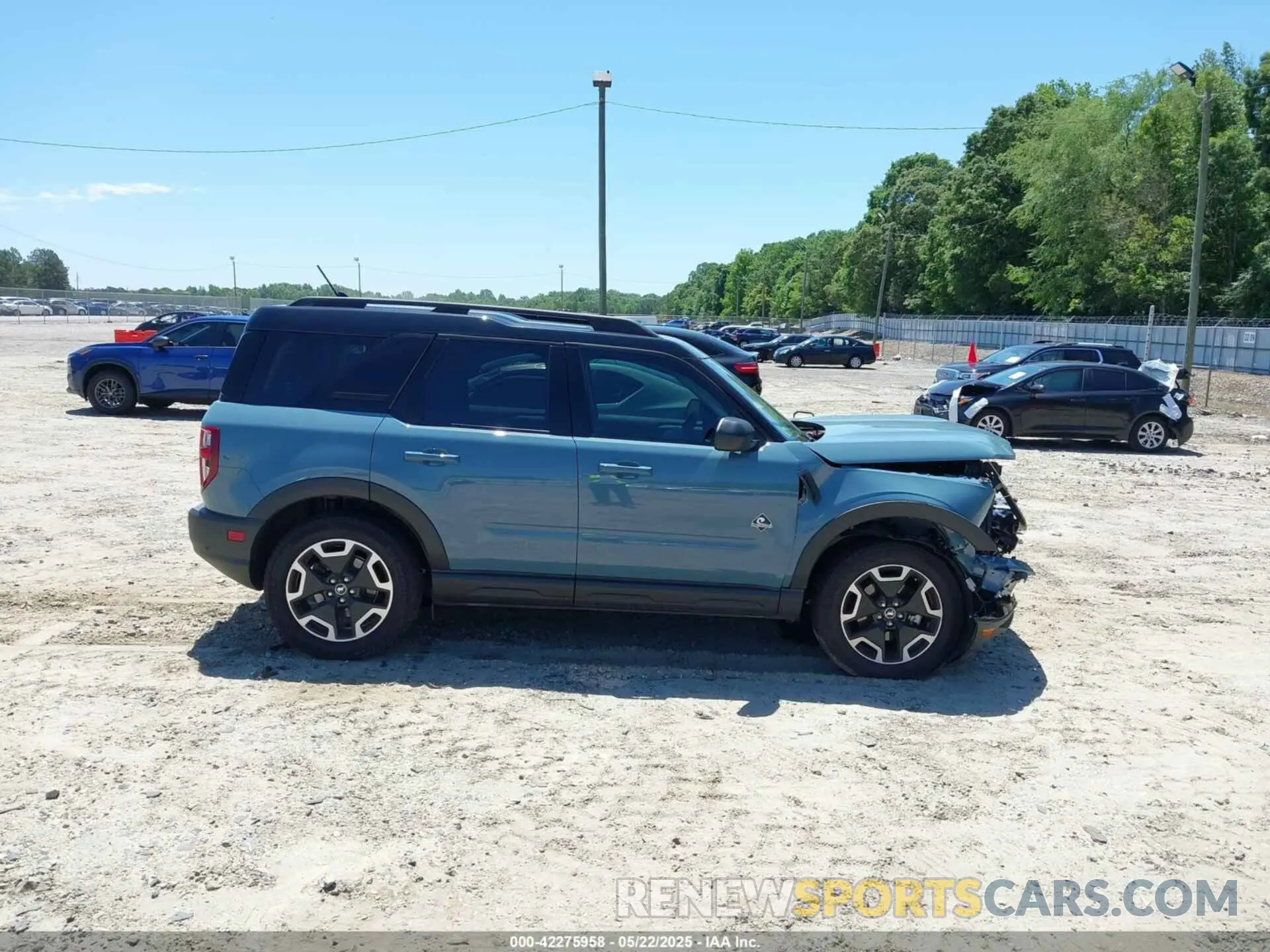 14 Photograph of a damaged car 3FMCR9C69MRB13468 FORD BRONCO SPORT 2021