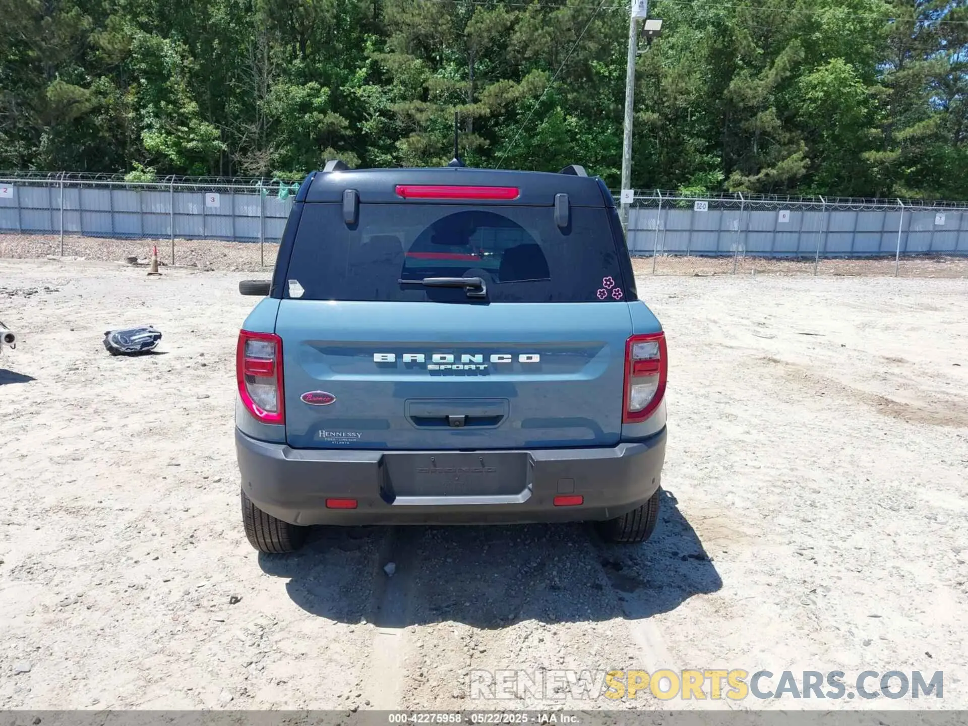 17 Photograph of a damaged car 3FMCR9C69MRB13468 FORD BRONCO SPORT 2021