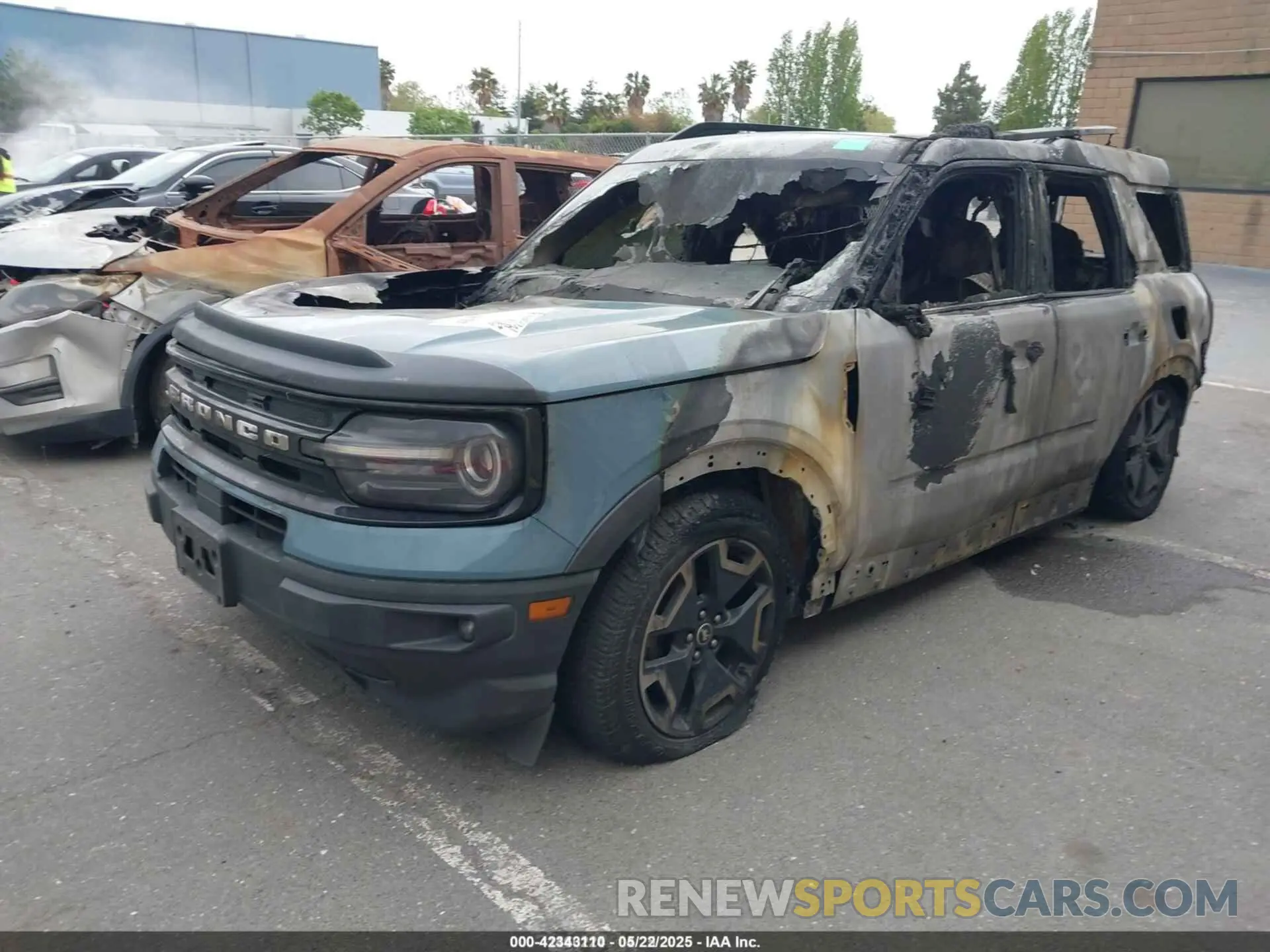 2 Photograph of a damaged car 3FMCR9C6XMRA03187 FORD BRONCO SPORT 2021